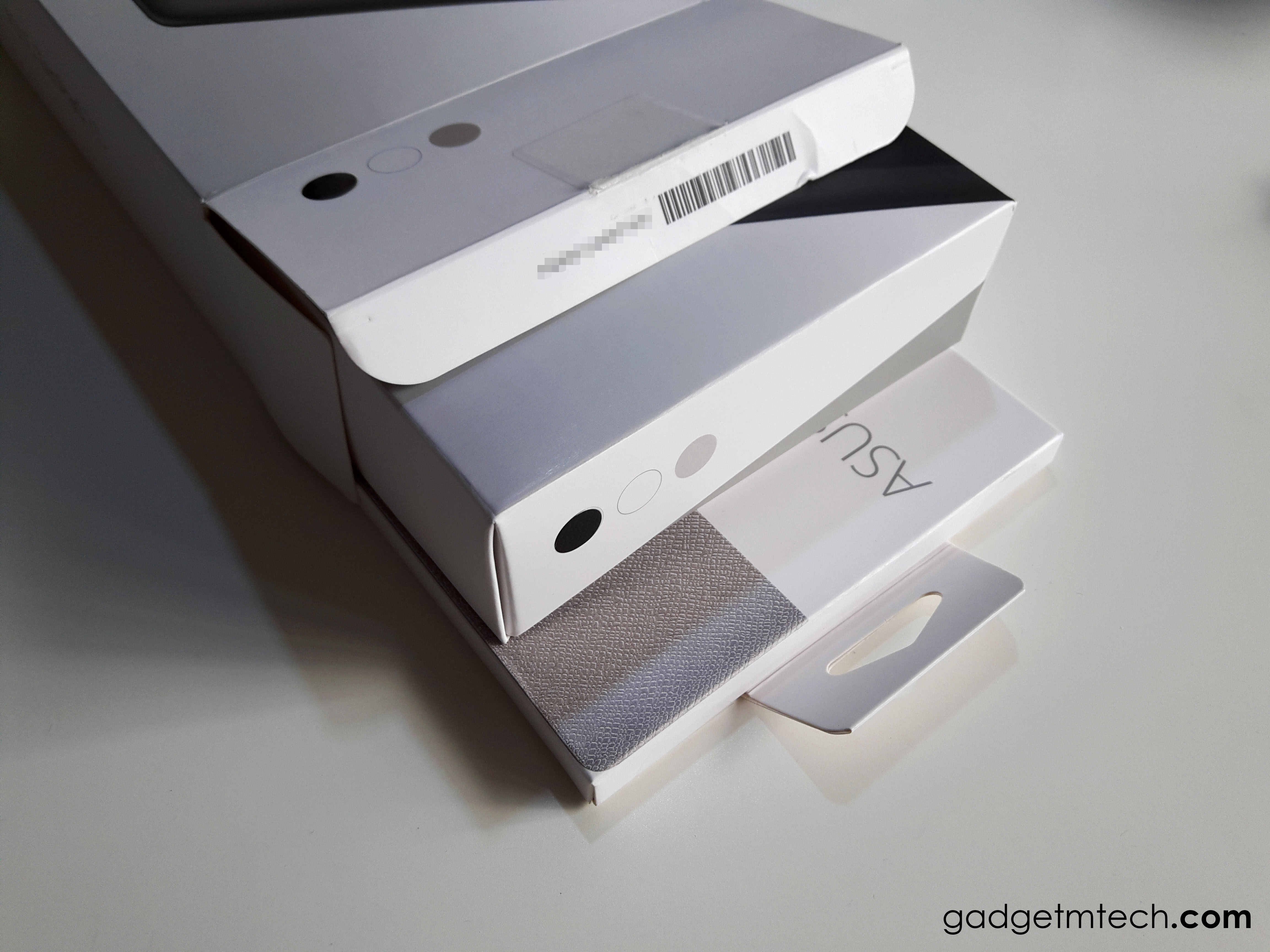 ASUS ZenPad 7.0 (Z370CG) Unboxing_2