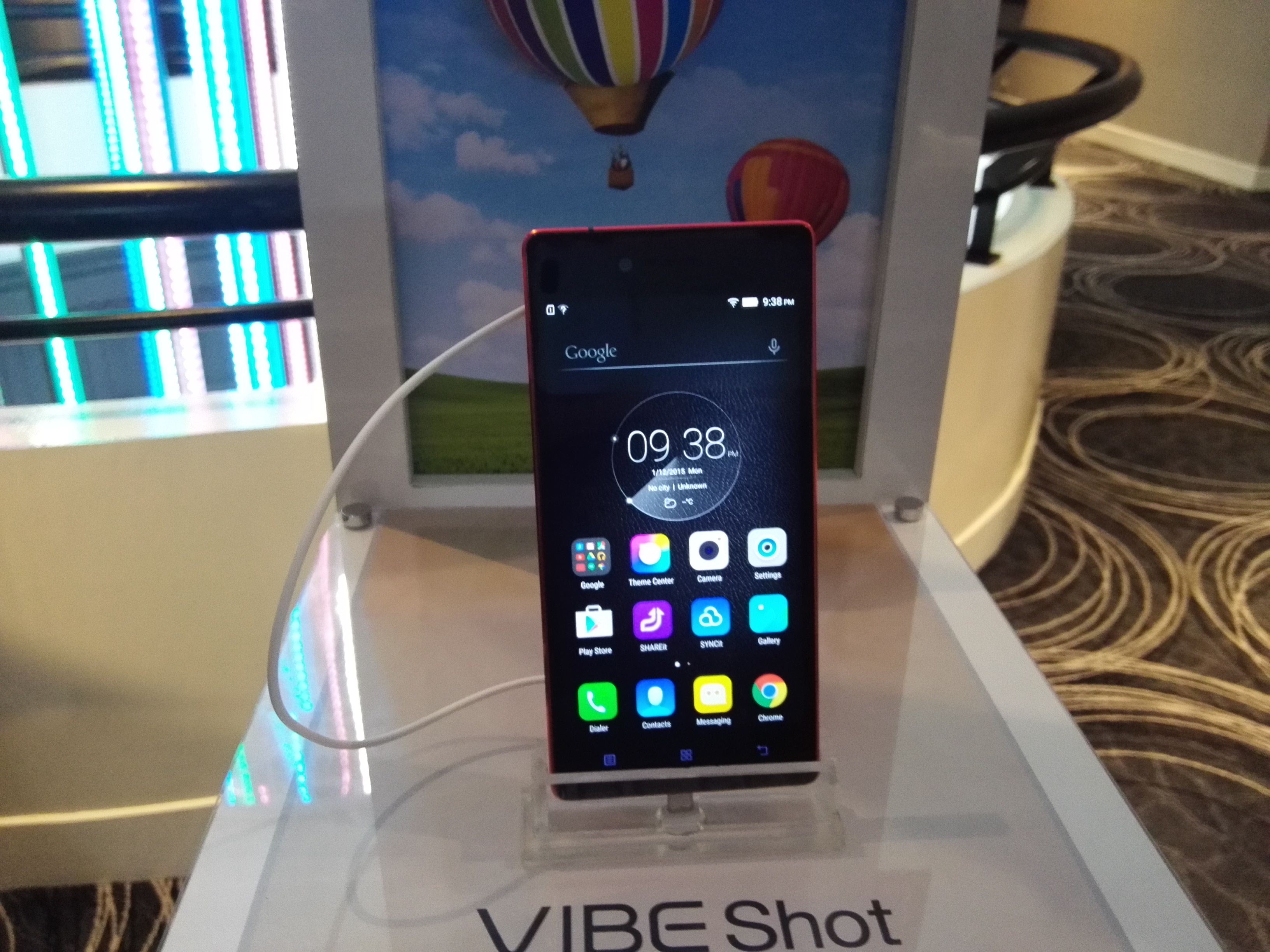 Lenovo Vibe Shot front