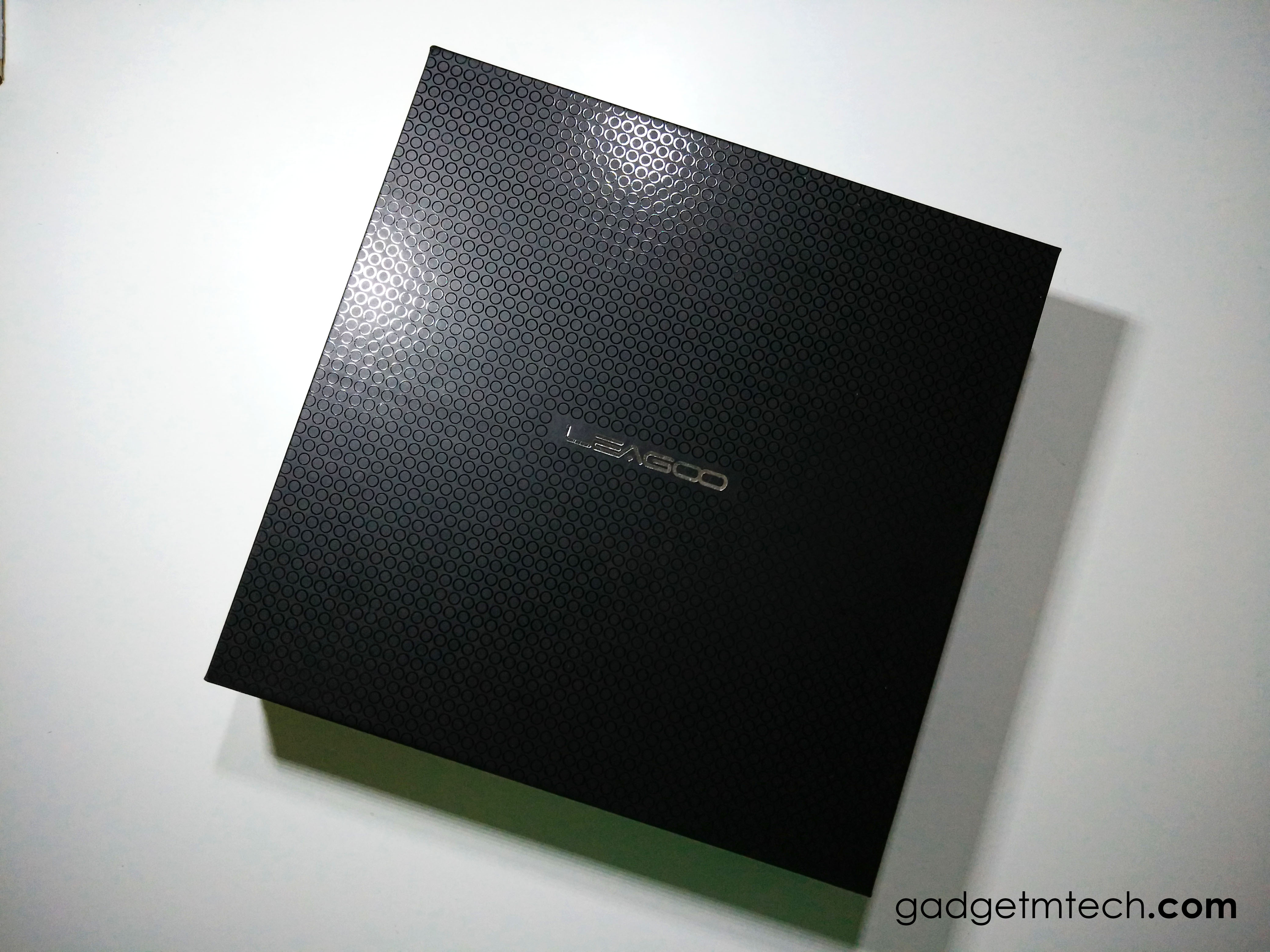 Unboxing: LEAGOO Elite 4
