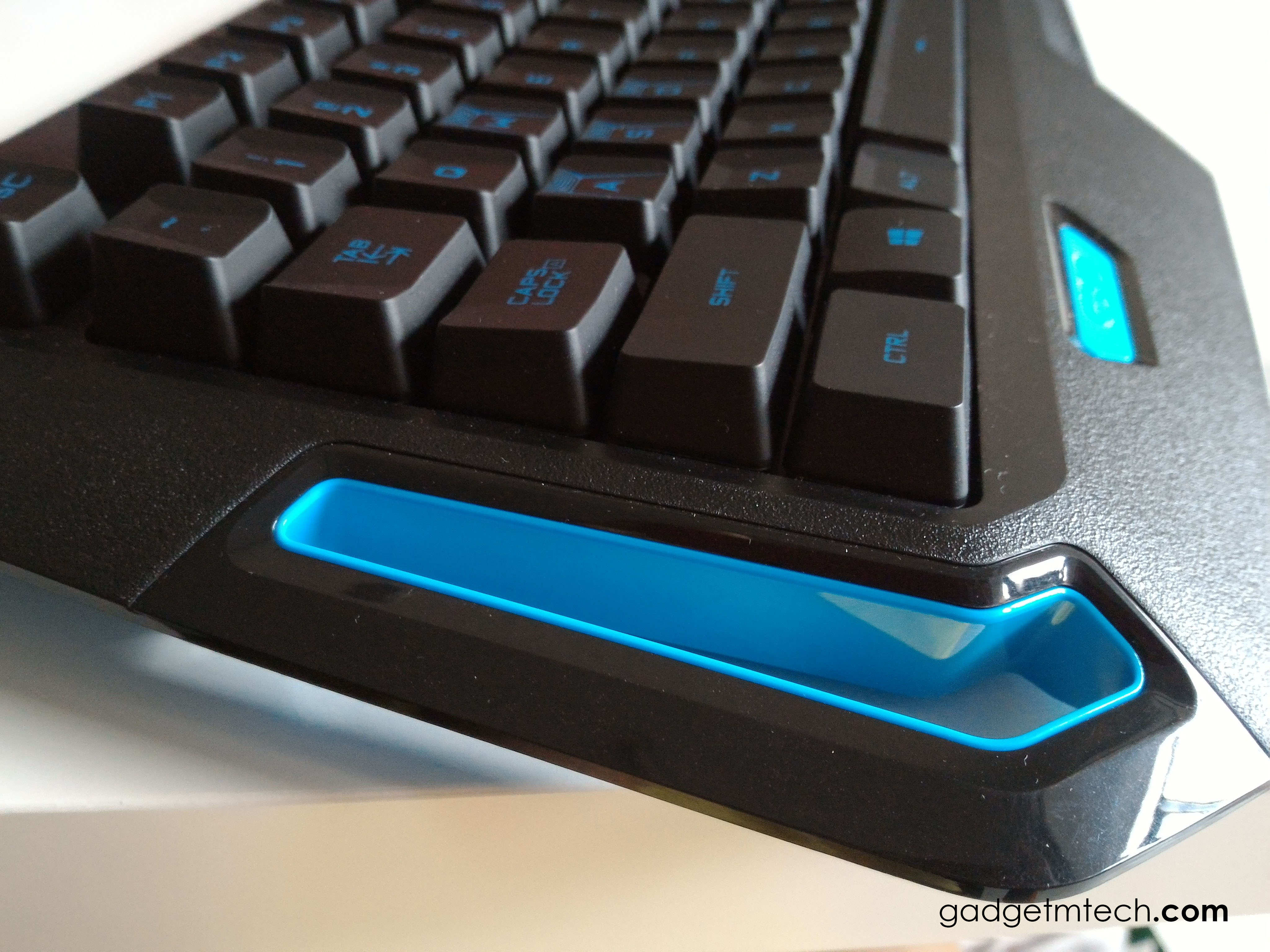 Logitech G310 Atlas Dawn Review_3