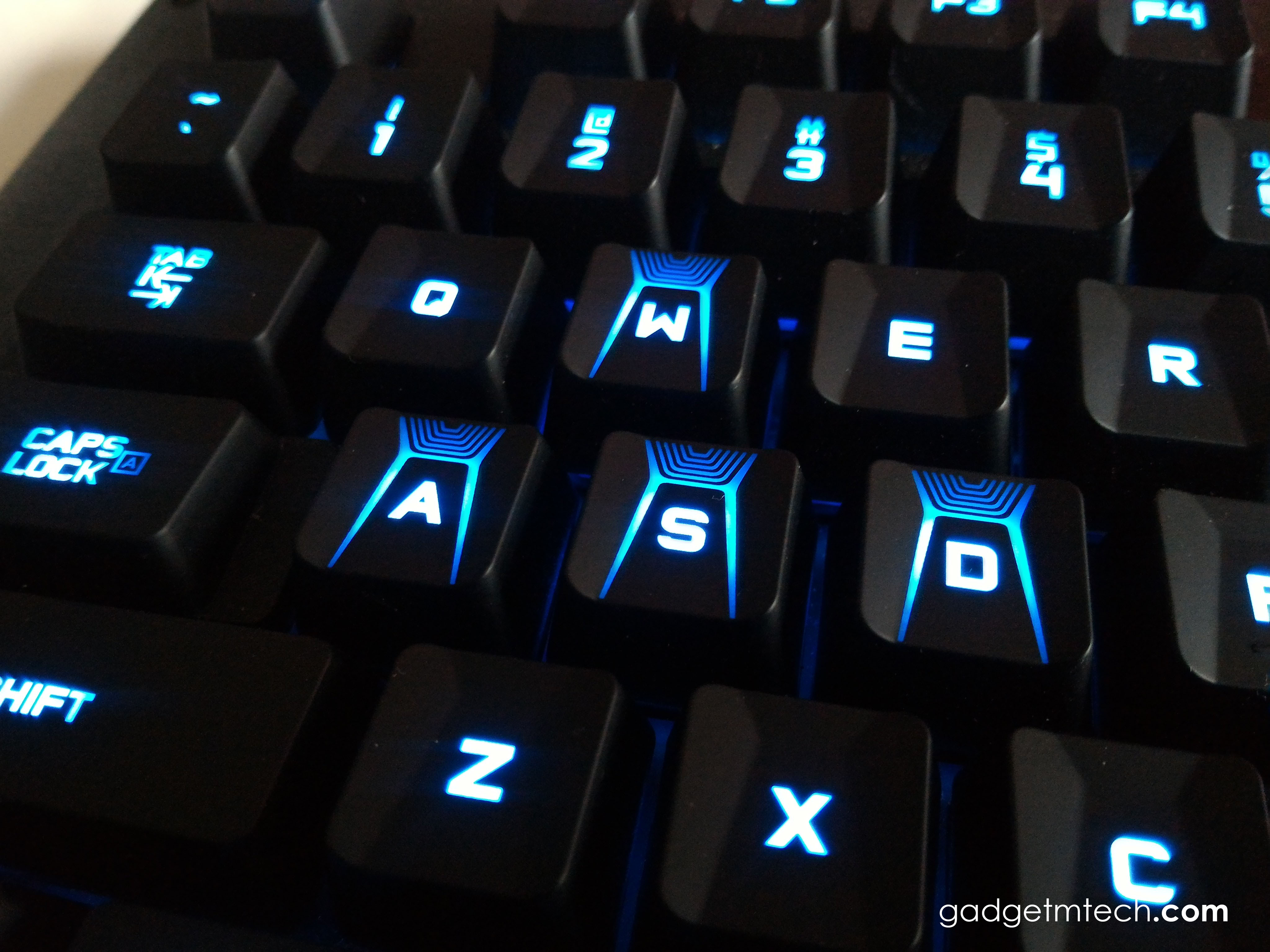 Logitech G310 Atlas Dawn Review_6