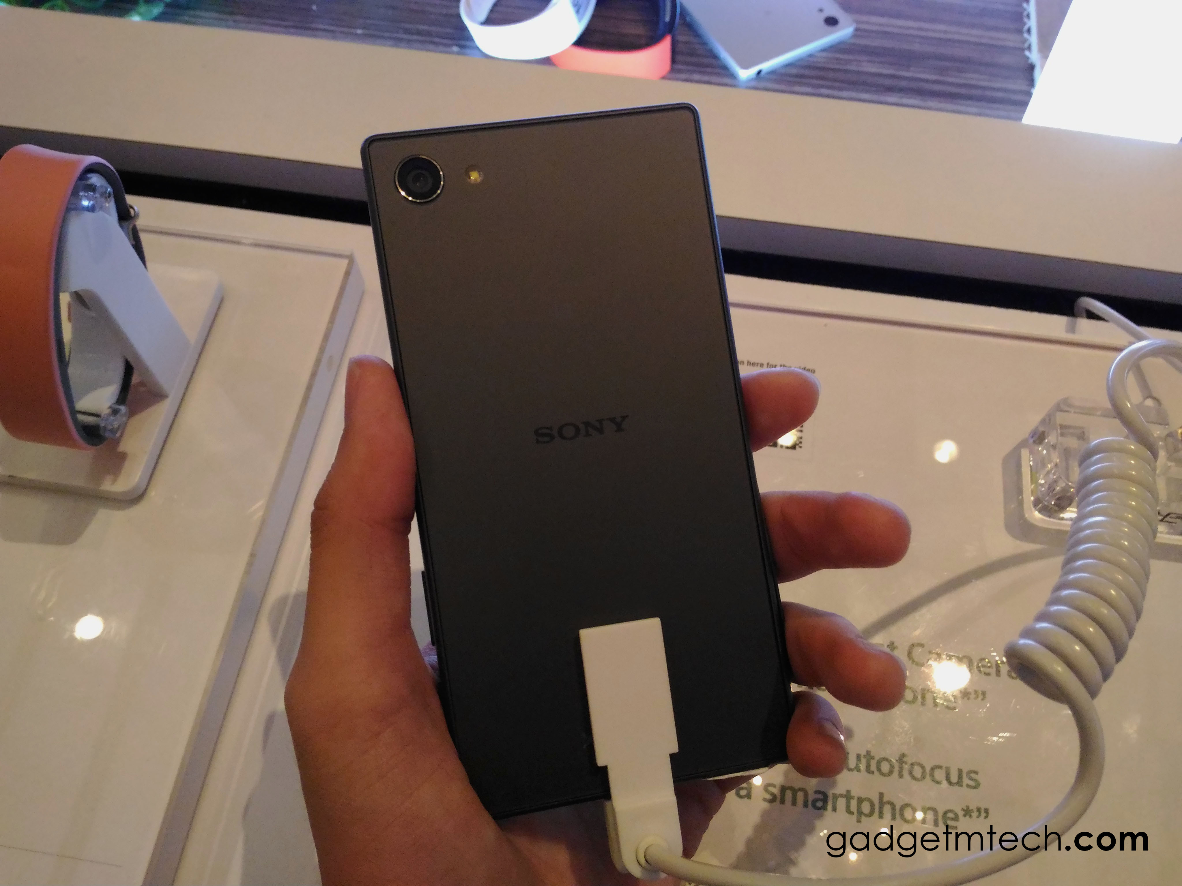 Sony Xperia Z5 Compact_3
