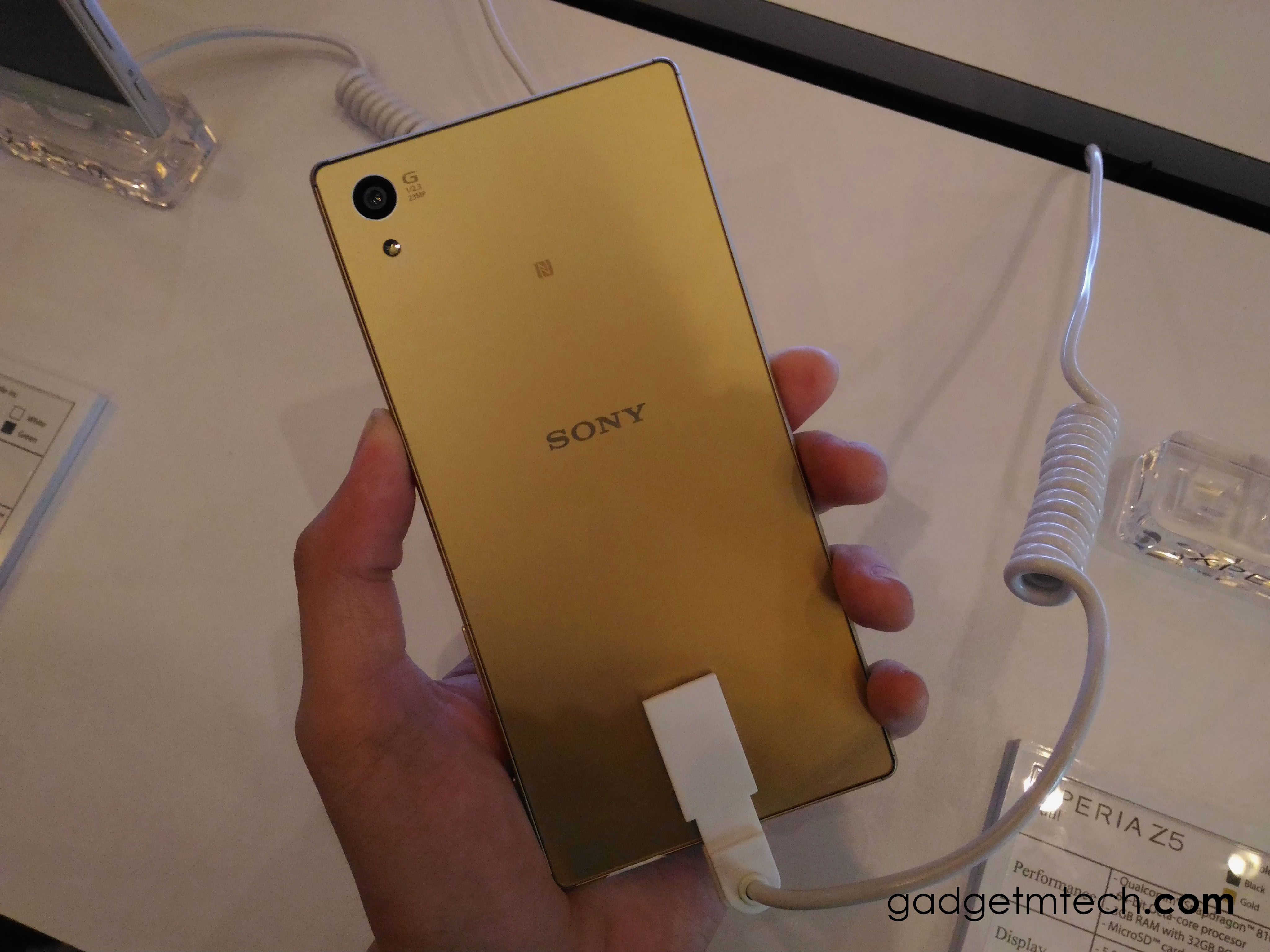 Sony Xperia Z5 Dual_3