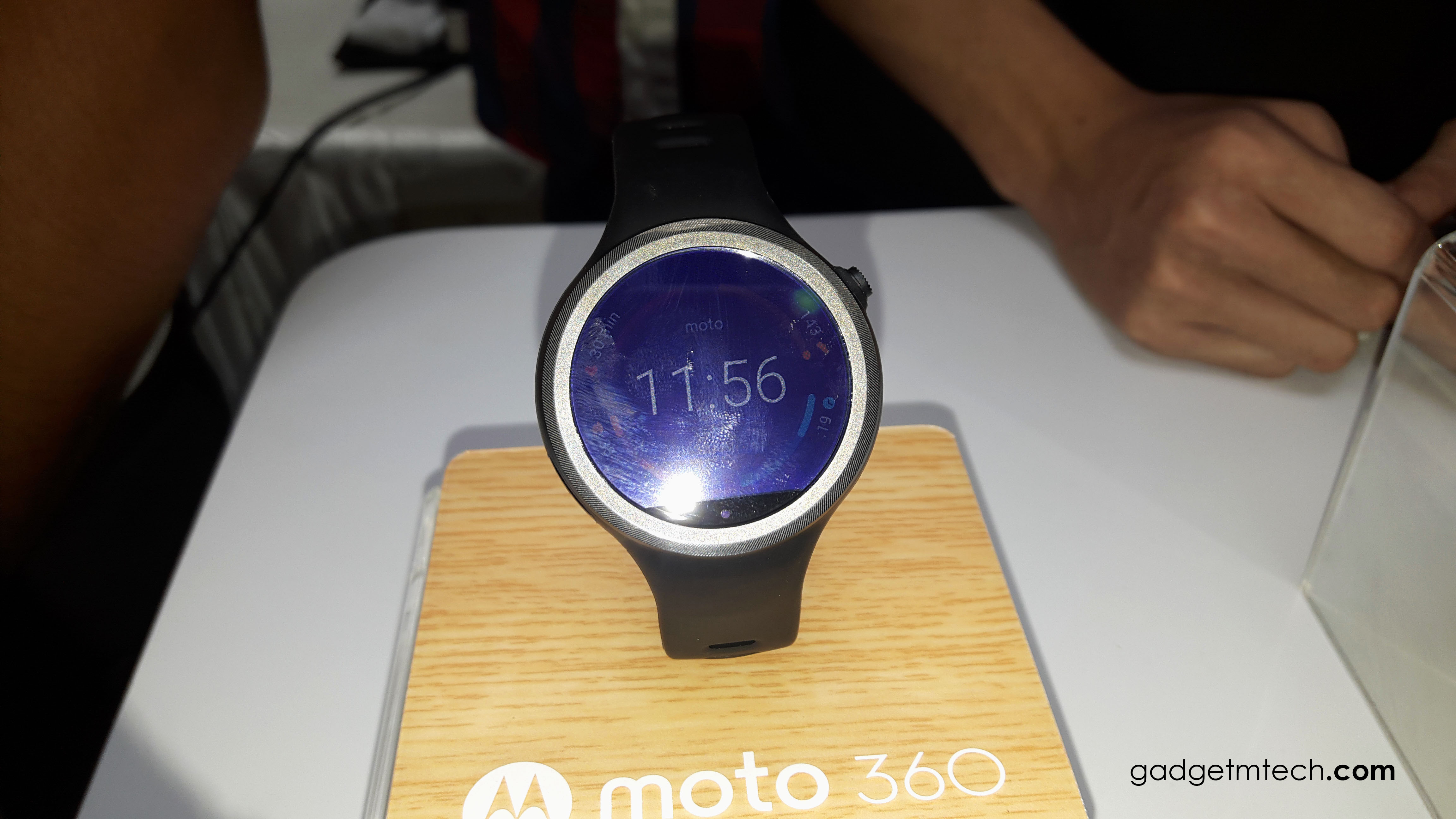 Moto 360 (2nd Gen)_3