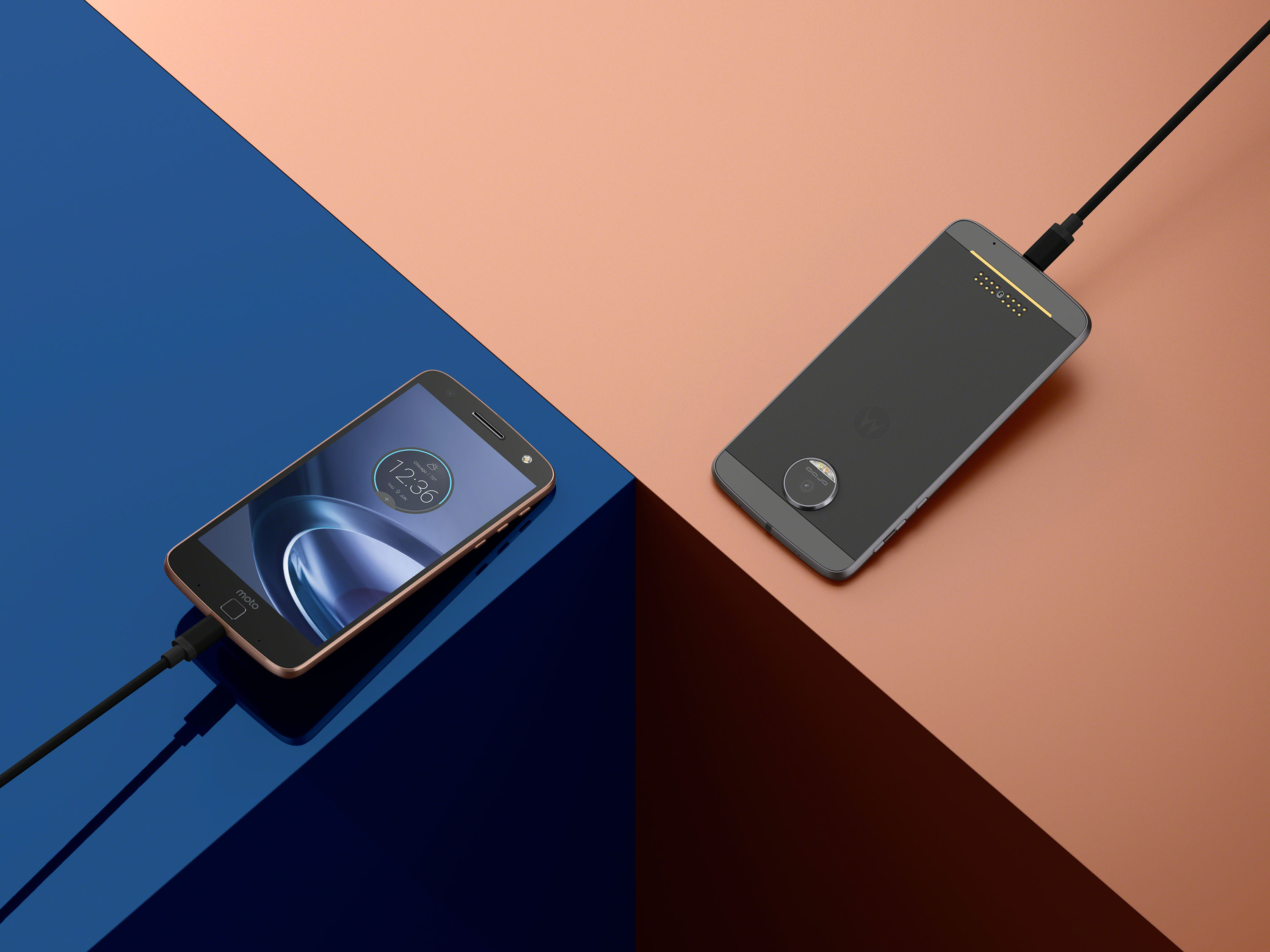 Moto Z Force_2