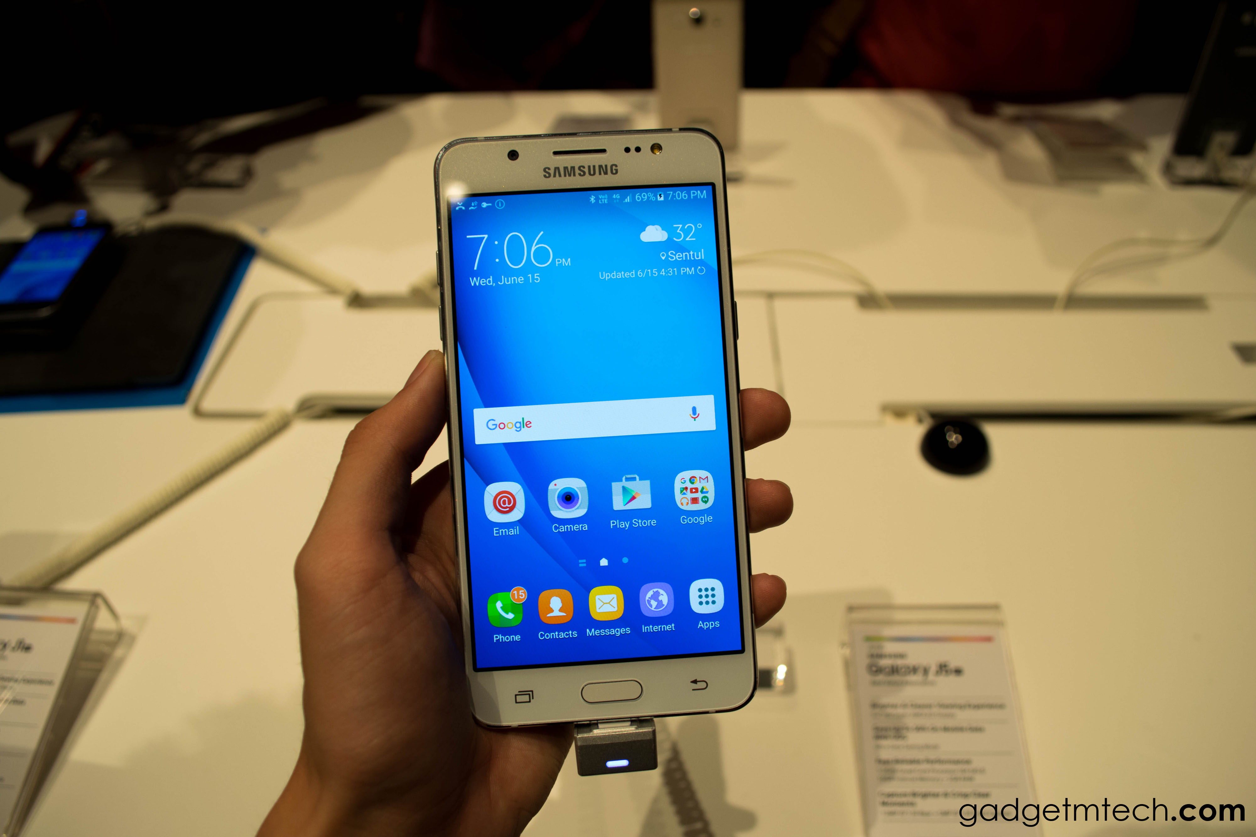 Samsung Galaxy J5 (2016)