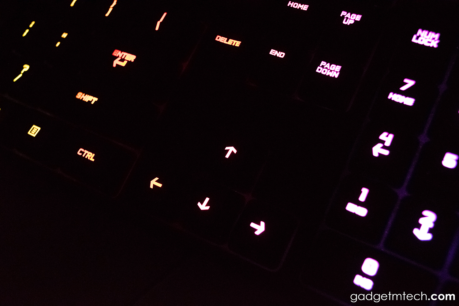 Logitech G810 Orion Spectrum Review_13