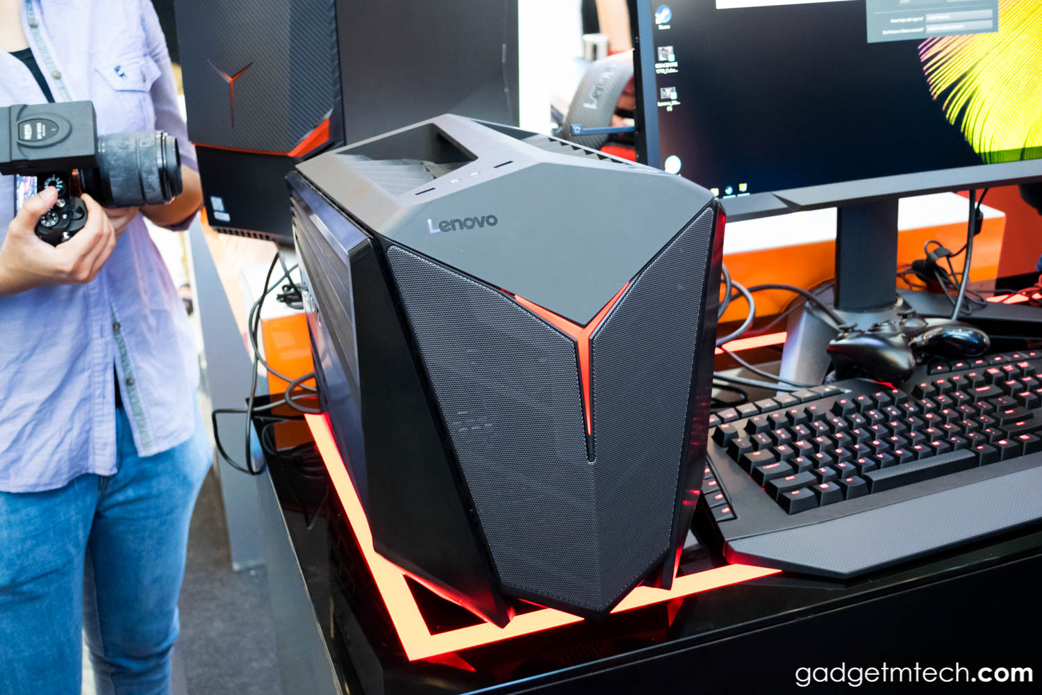 Lenovo IdeaCentre Y710 Cube_2