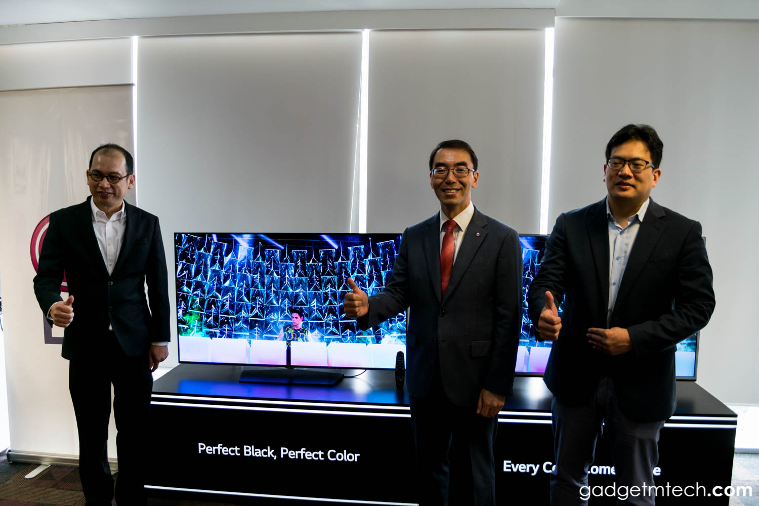 LG Malaysia Welcomes 2017 with Double Innovation