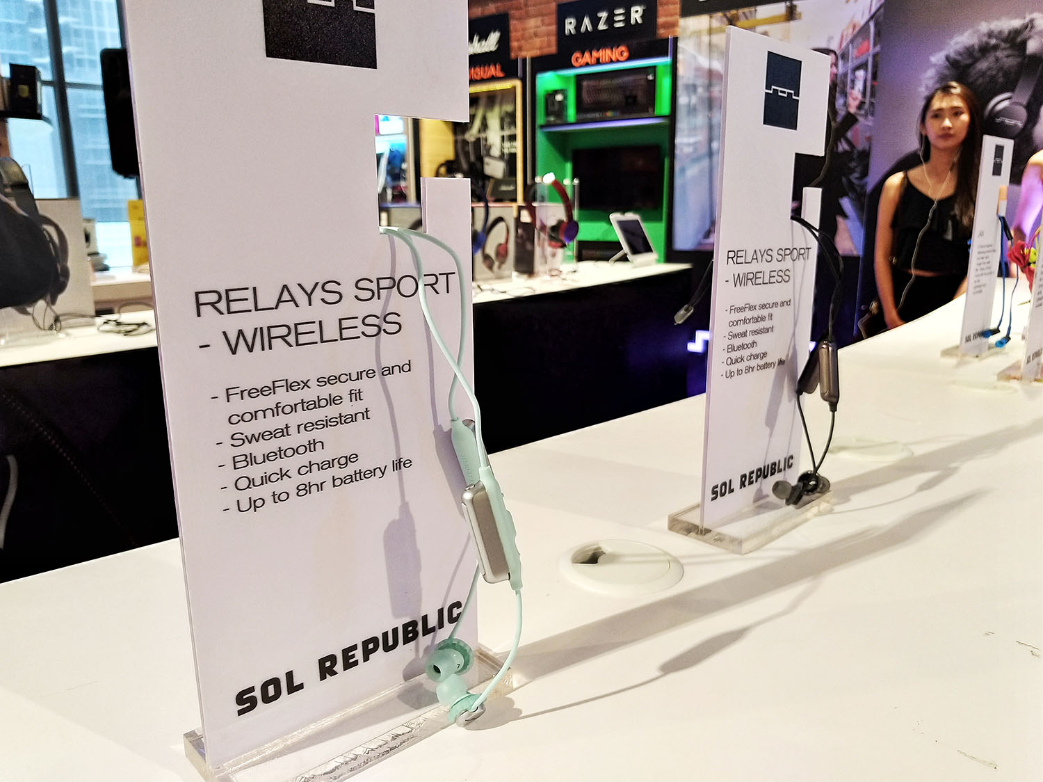 SOL REPUBLIC Relays Sport Wireless