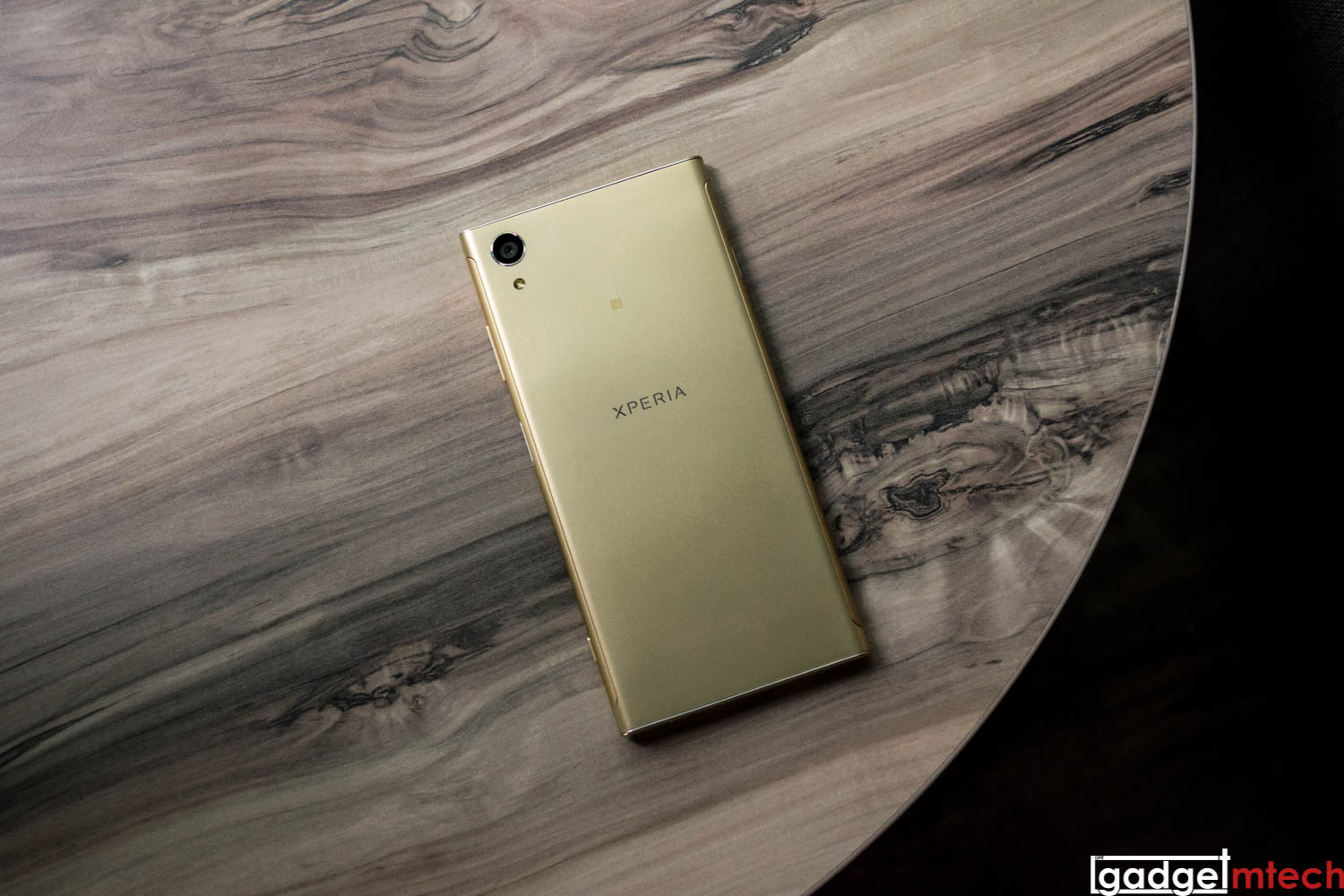 Sony Xperia XA1 Plus_2