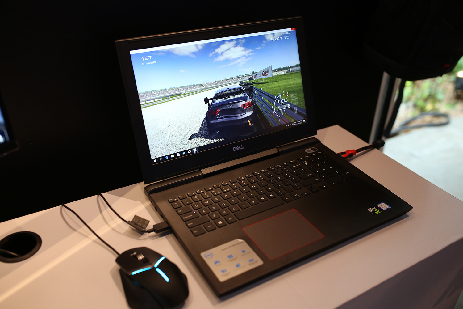 Dell Inspiron 15 7577