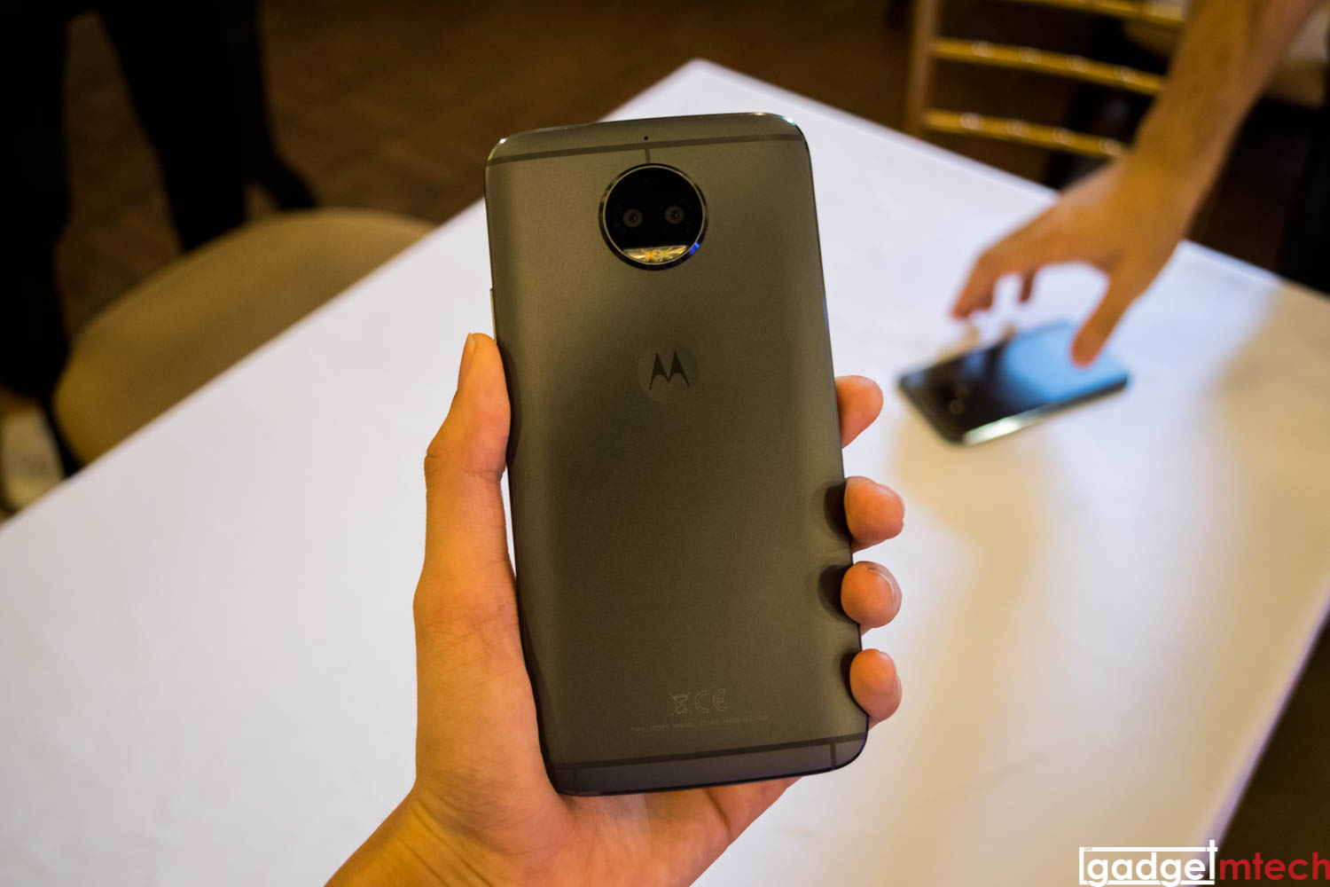 Moto G5S Plus_2