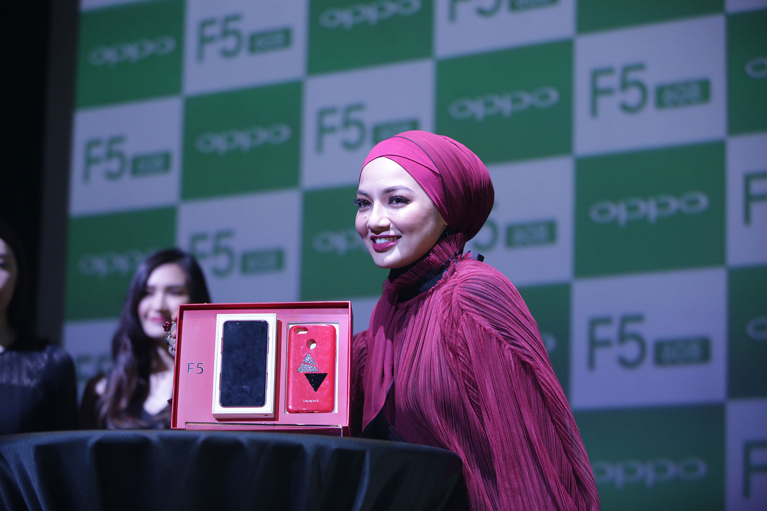 OPPO F5 6GB_3