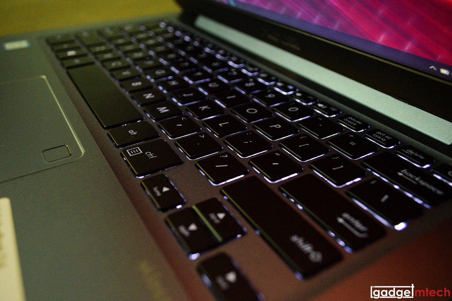 ASUS VivoBook S14 Review_7