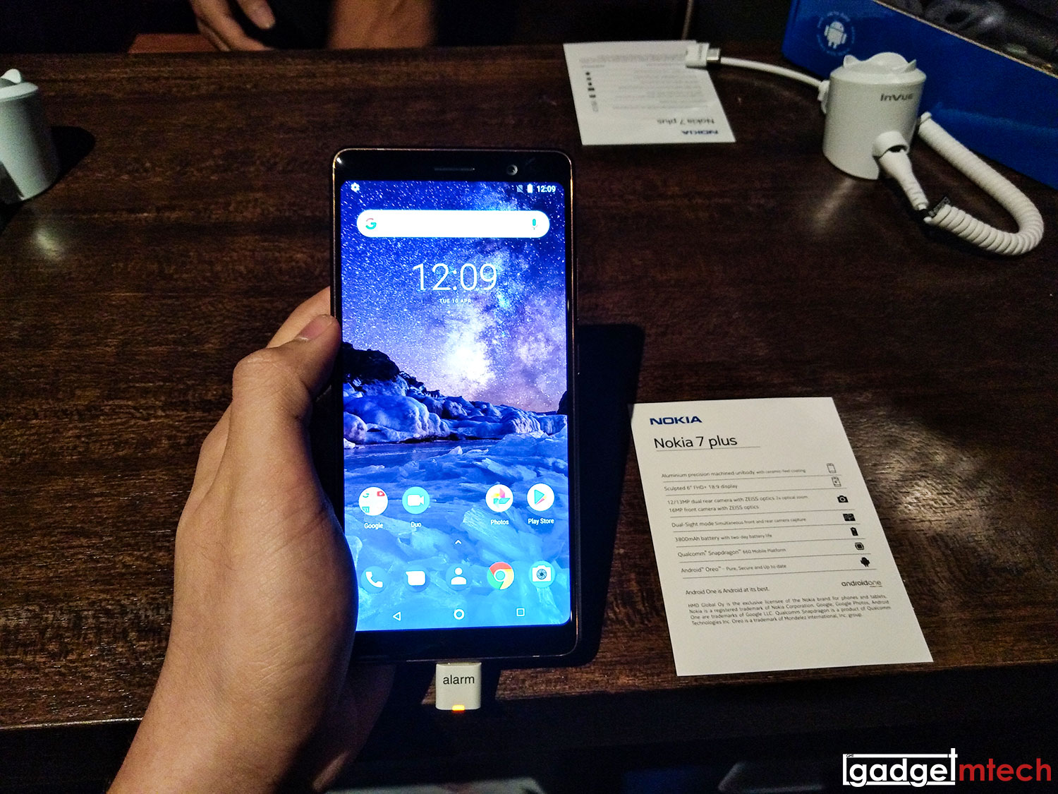 Nokia 7 Plus_1