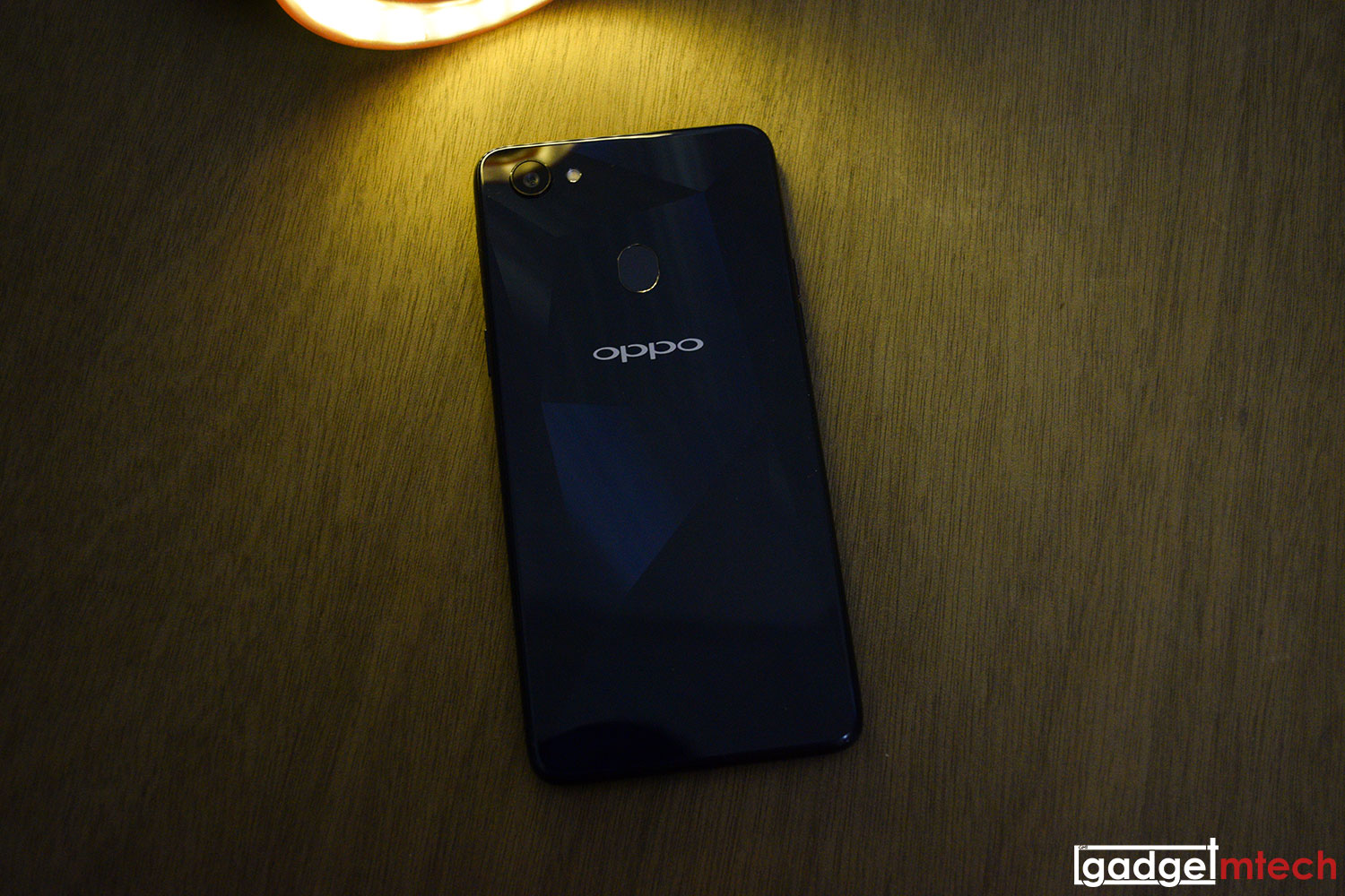 OPPOF7_2