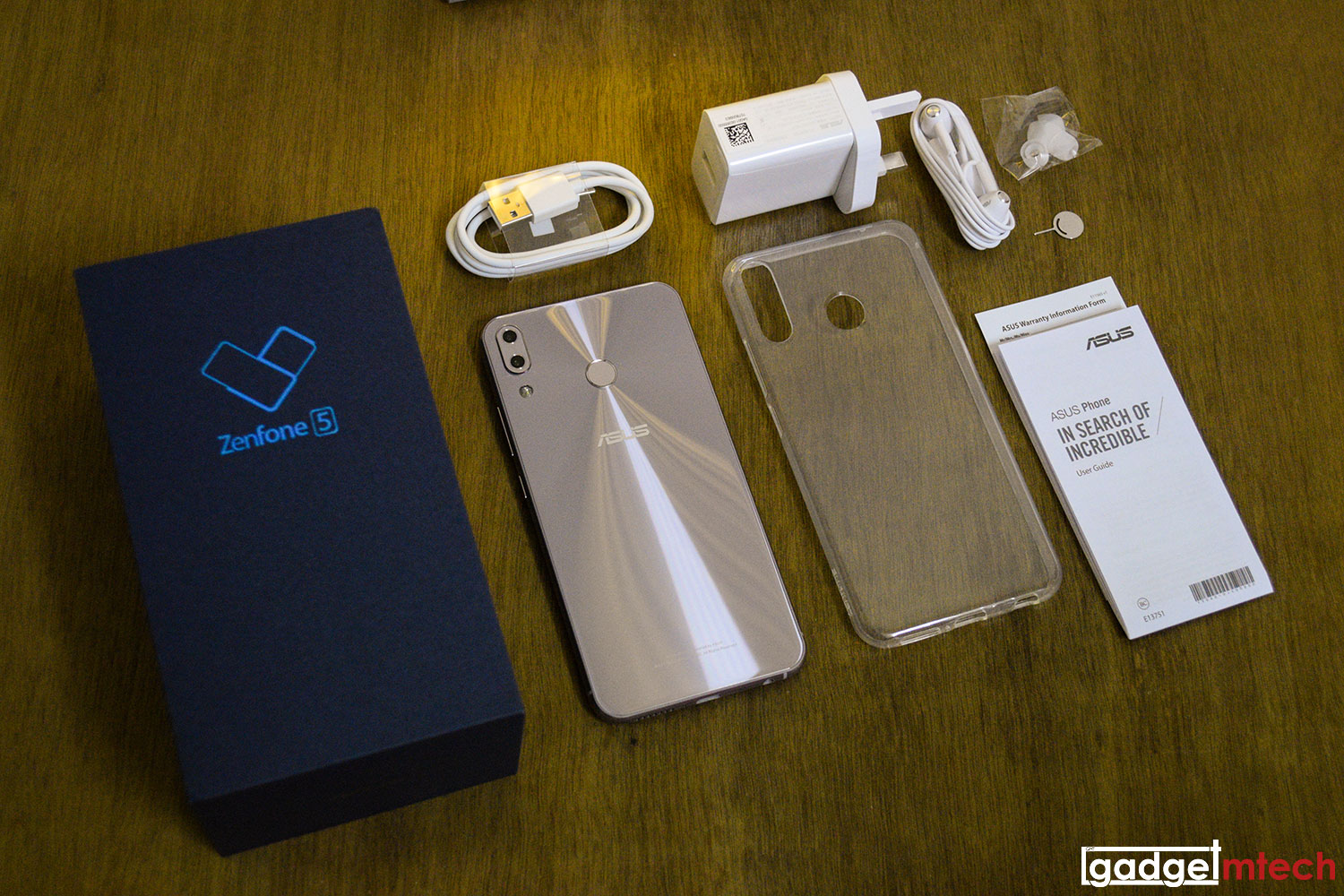 ASUS ZenFone 5 Unboxing_3