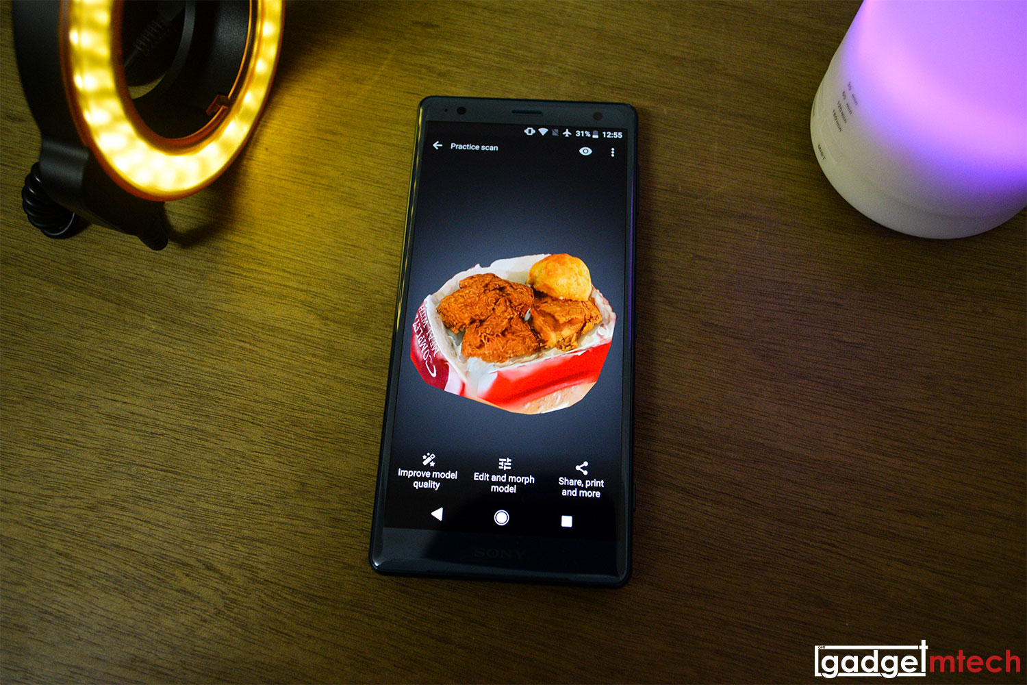 Sony Xperia XZ2 Review_12