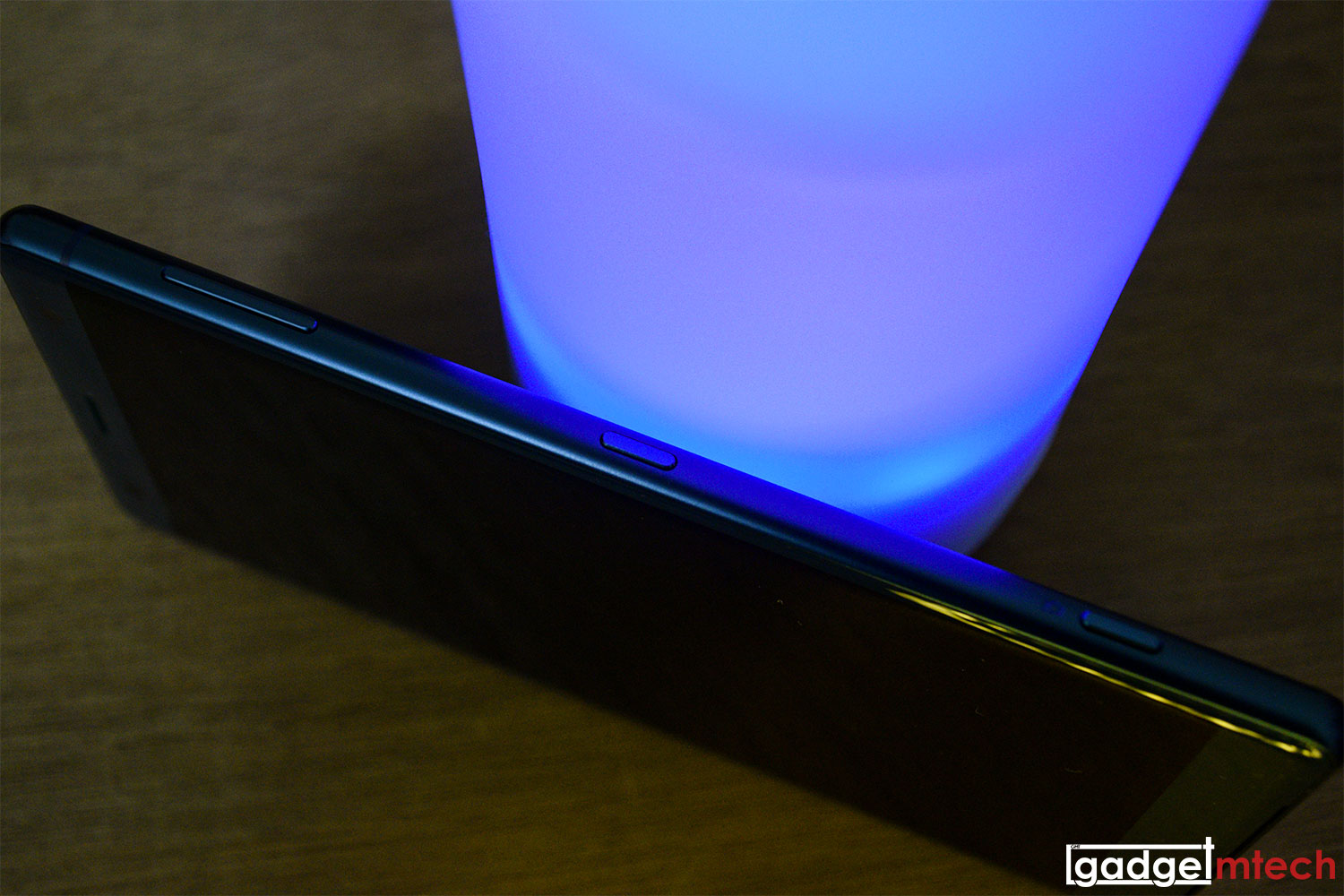 Sony Xperia XZ2 Review_5