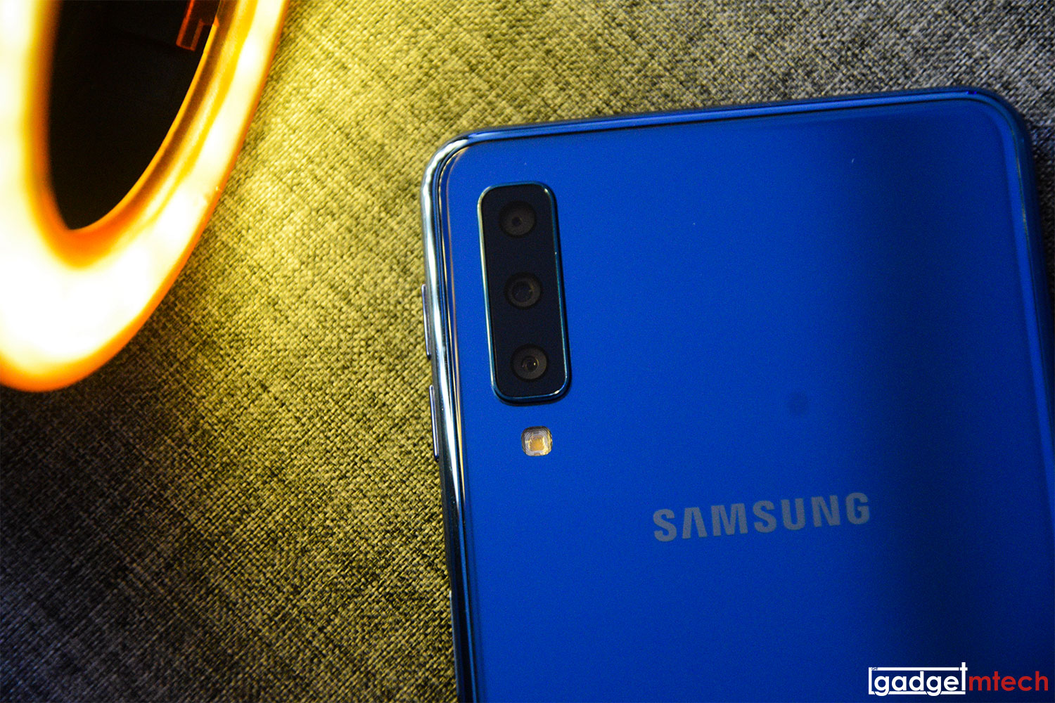 Samsung Galaxy A7 (2018) Review_11