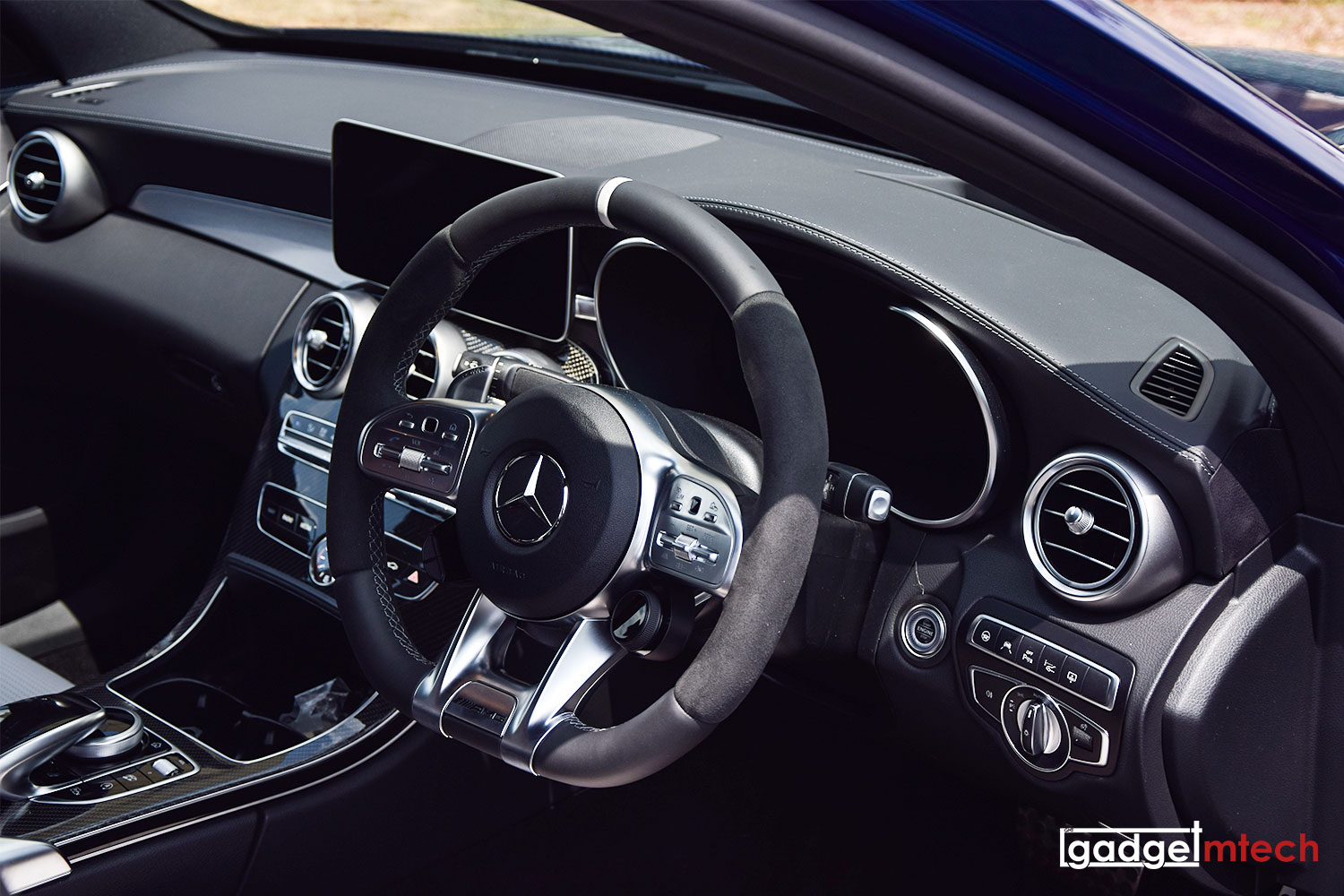 Mercedes-AMG C 63 S_3