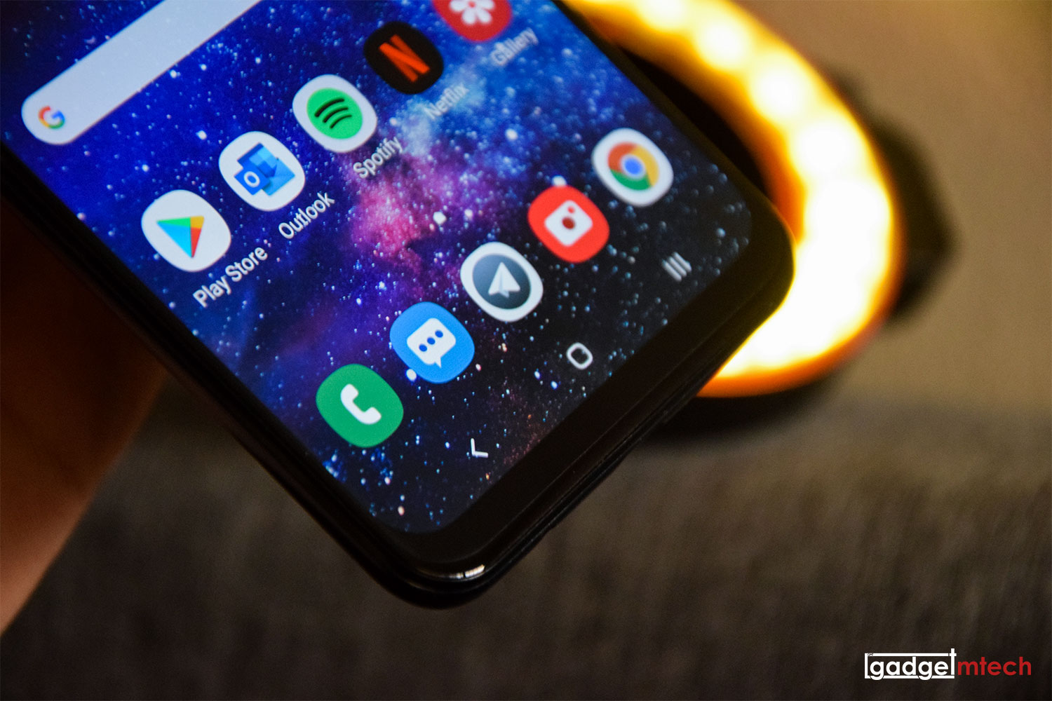 Samsung Galaxy A30 Review_6
