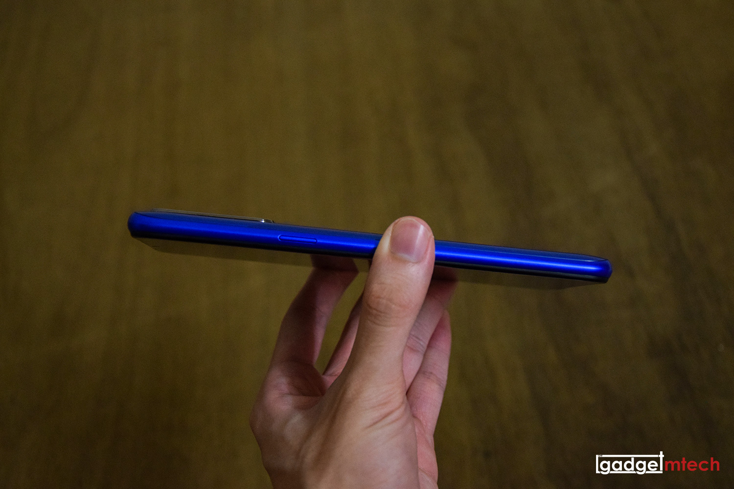 realme 5 Unboxing & First Impressions_10