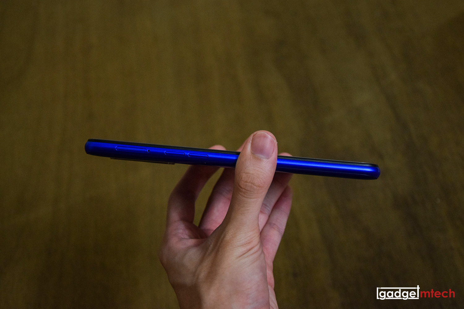 realme 5 Unboxing & First Impressions_11