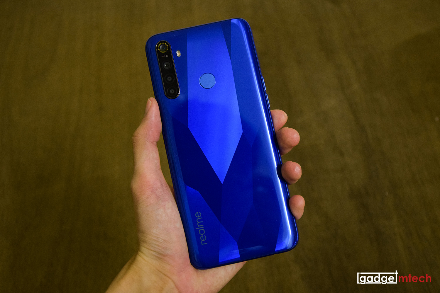realme 5 Unboxing & First Impressions_6