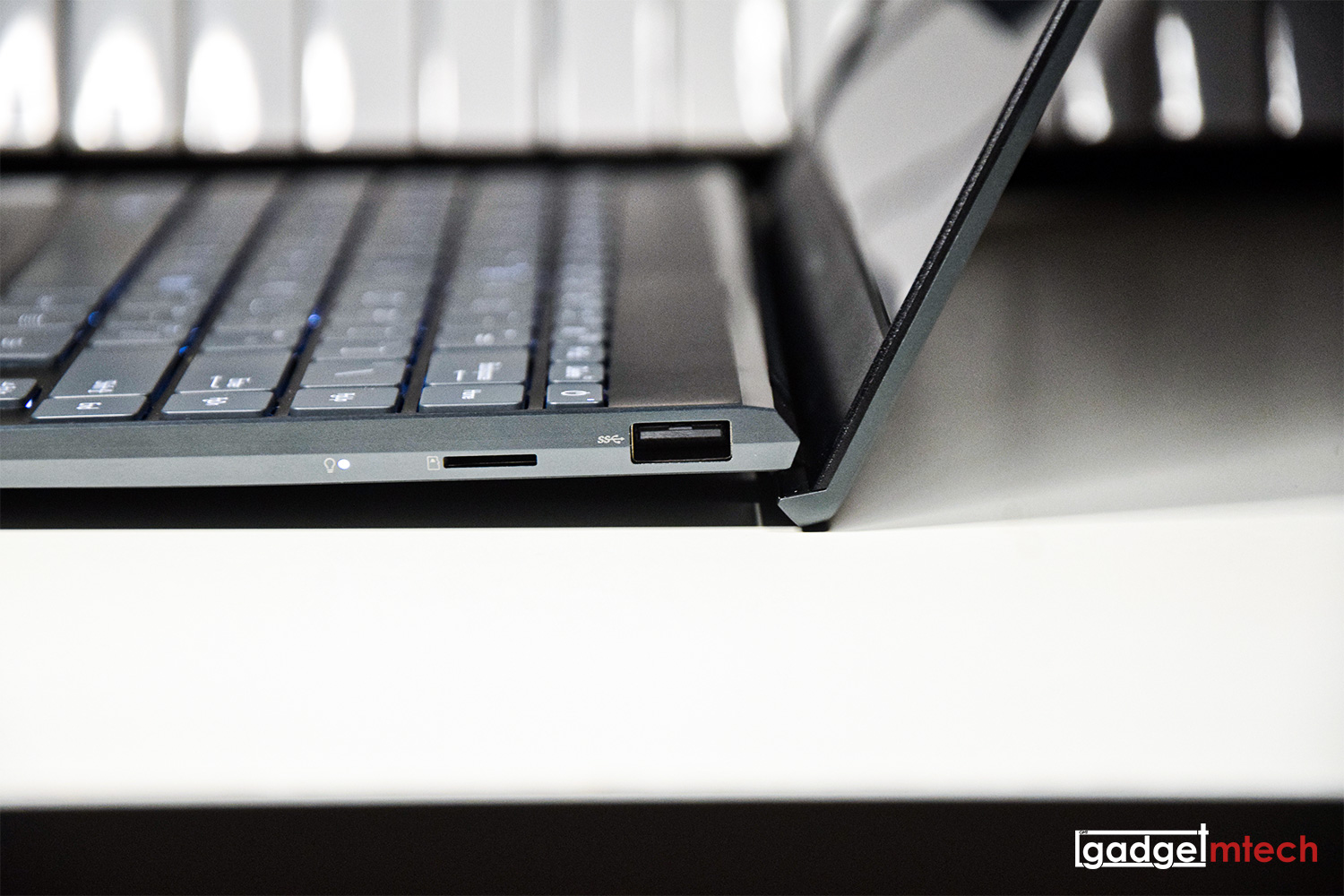 ASUS ZenBook 13 (UX325) Review_4