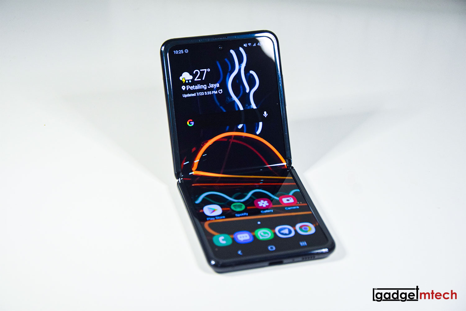 Samsung Galaxy Z Flip Review_1