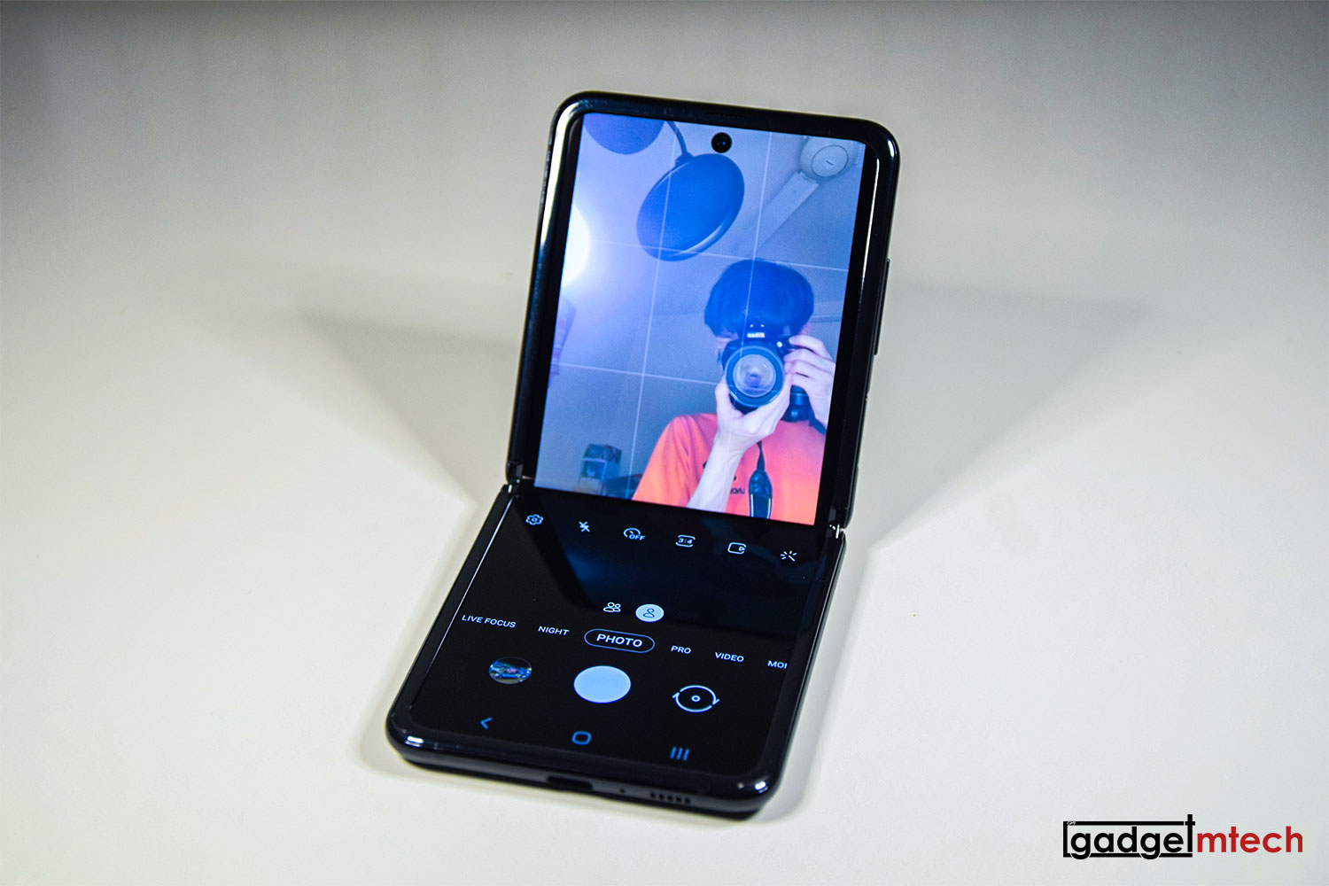 Samsung Galaxy Z Flip Review_19