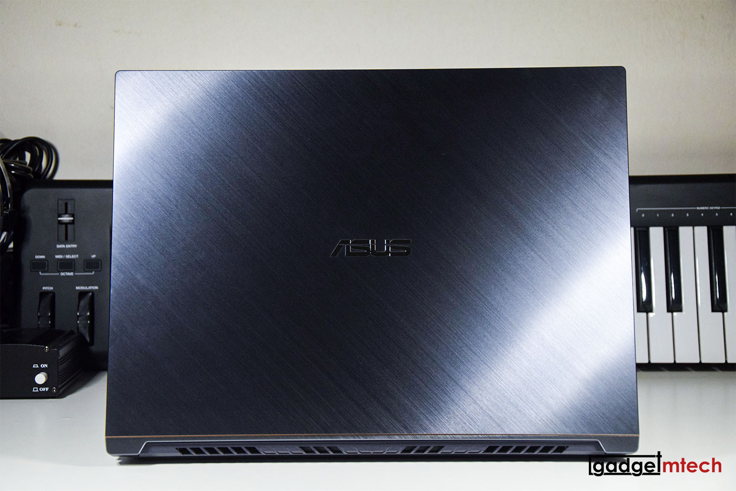 ASUS ProArt StudioBook Pro 17_3