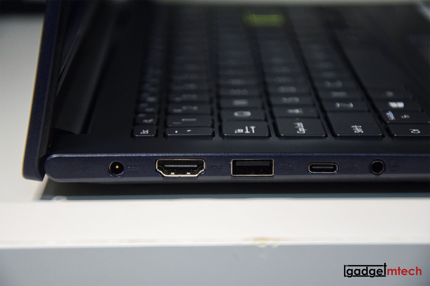 ASUS VivoBook 14 (A413F) Review_3