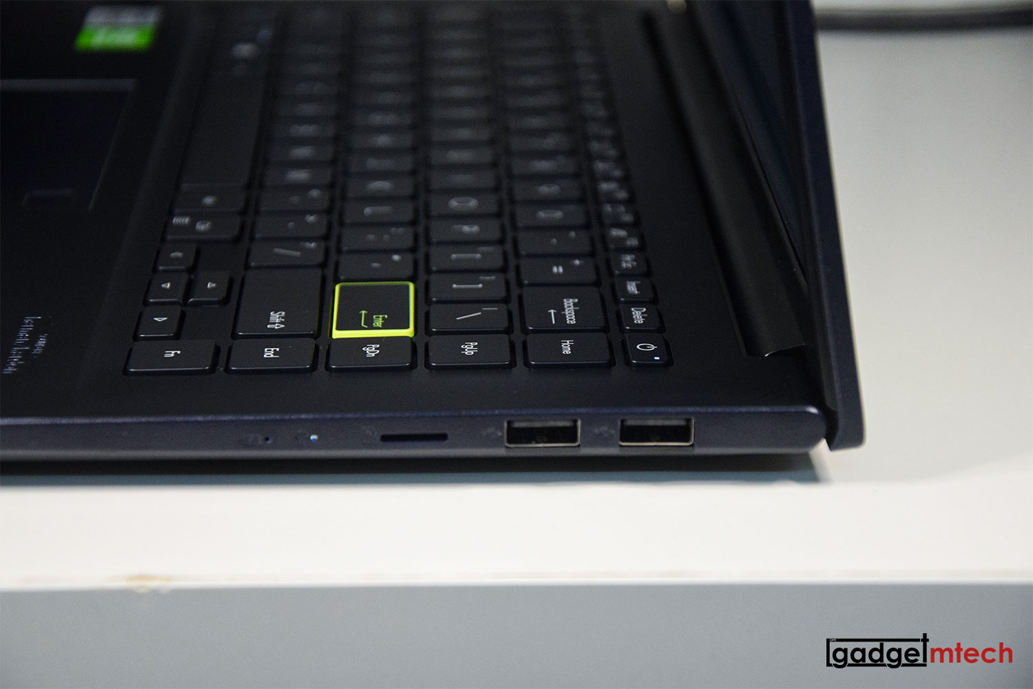 ASUS VivoBook 14 (A413F) Review_4