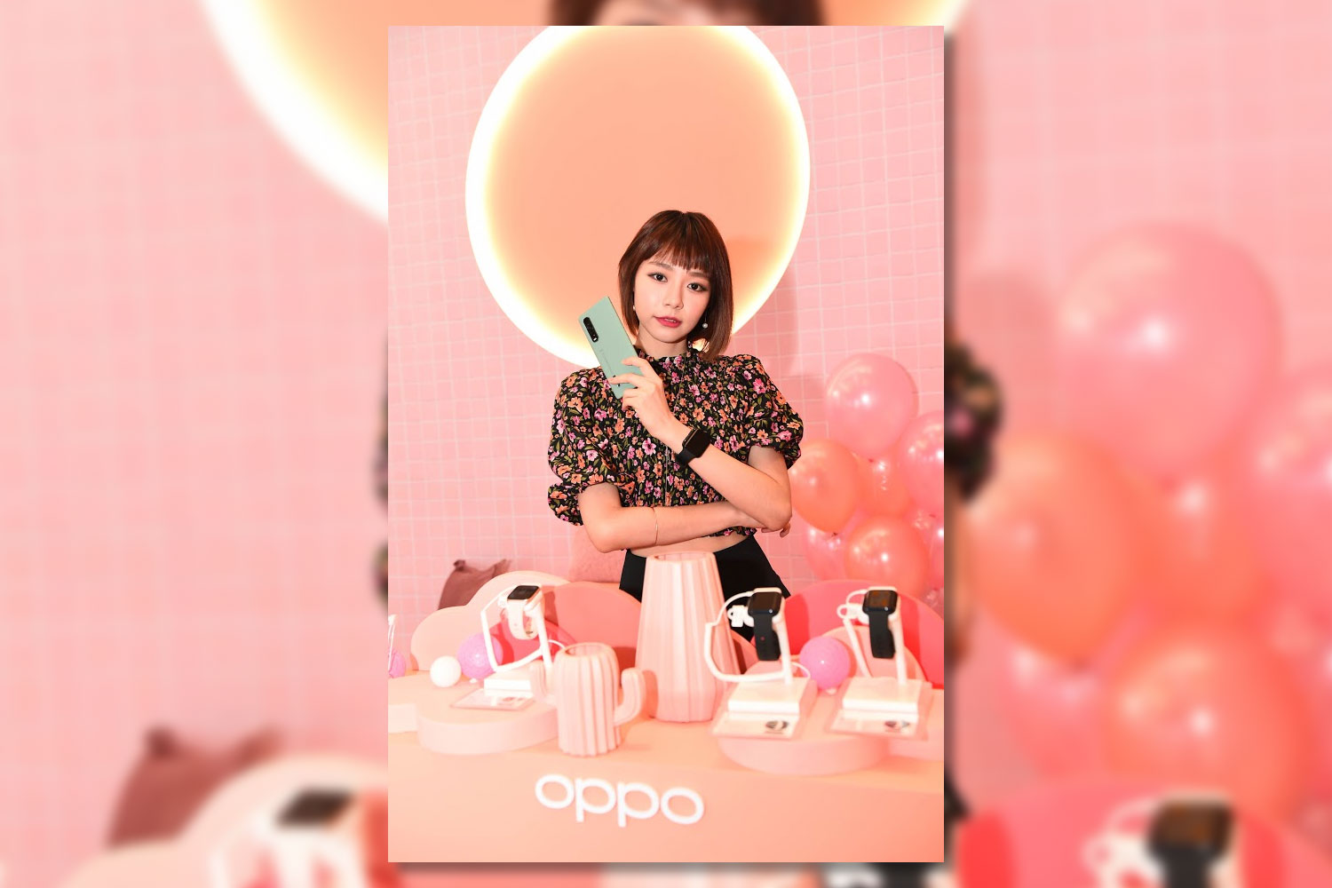 OPPO Watch and Find X2 Pro 5G Green Vegan Leather Edition Officially Launched