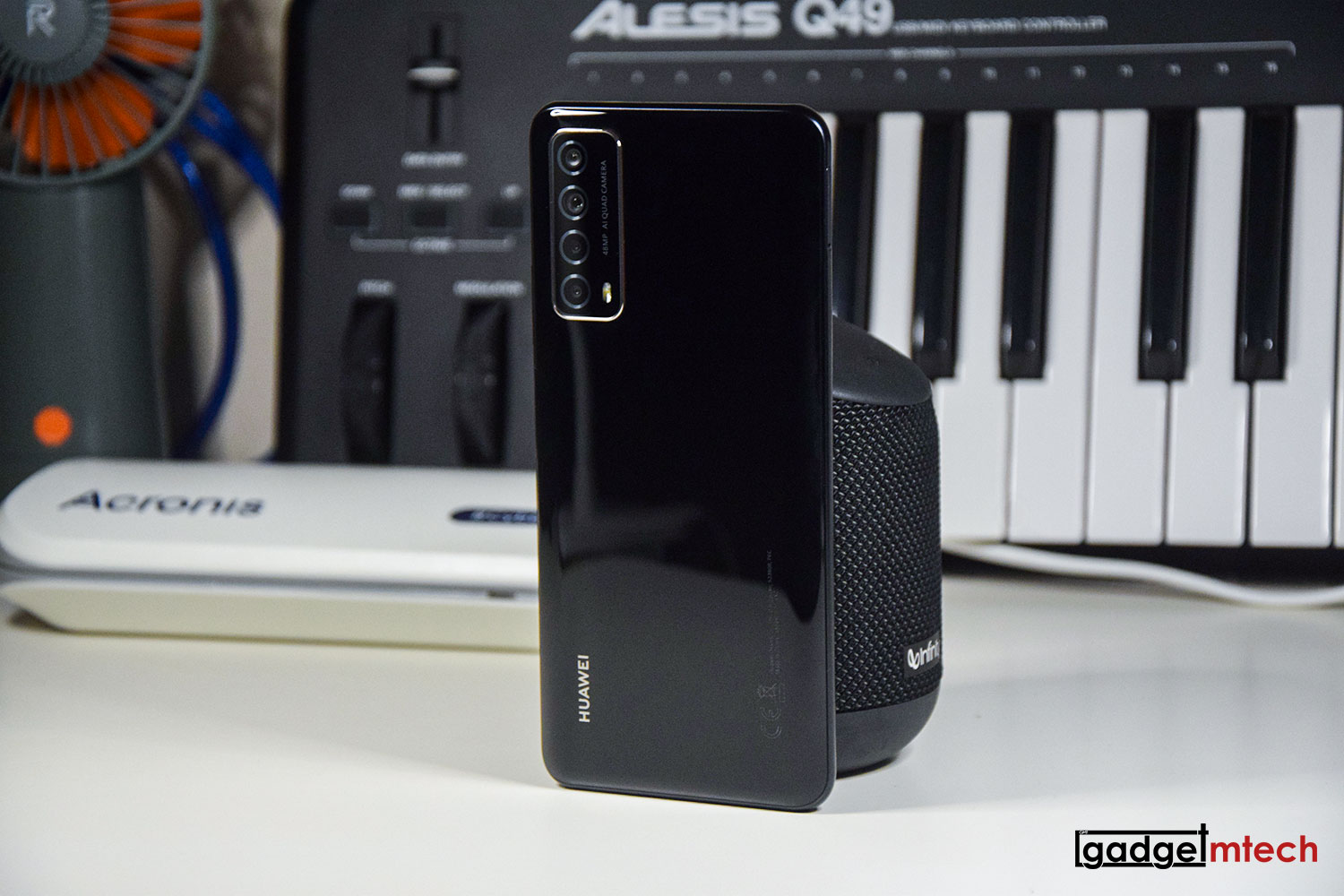 HUAWEI Y7a Review