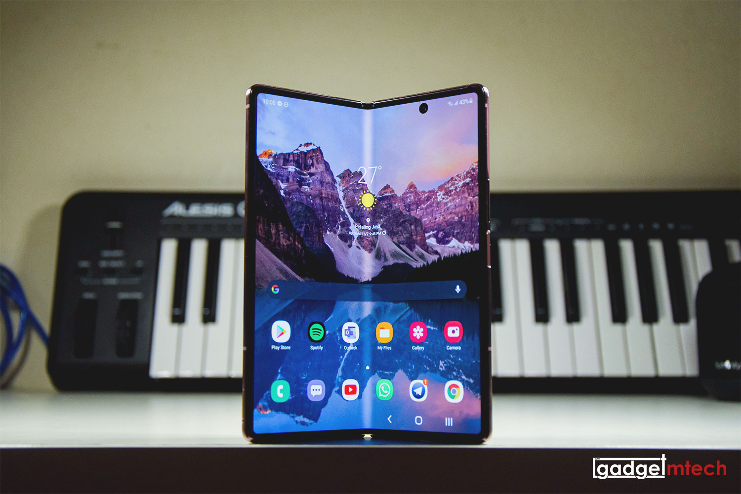 Samsung Galaxy Z Fold2 Review_1