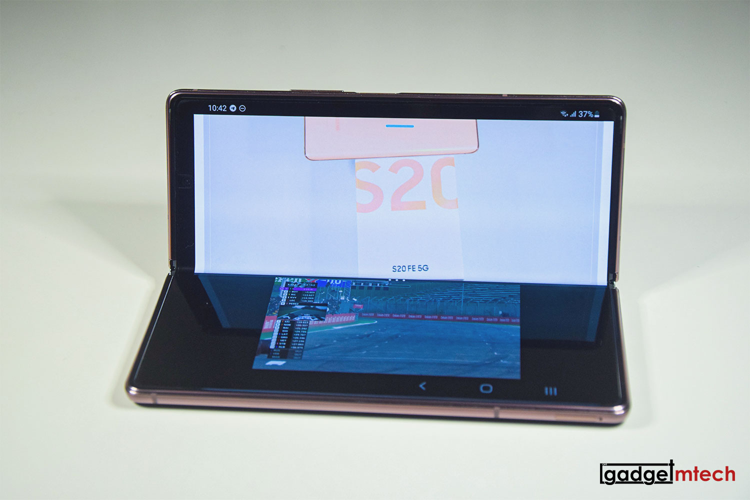Samsung Galaxy Z Fold2 Review_17