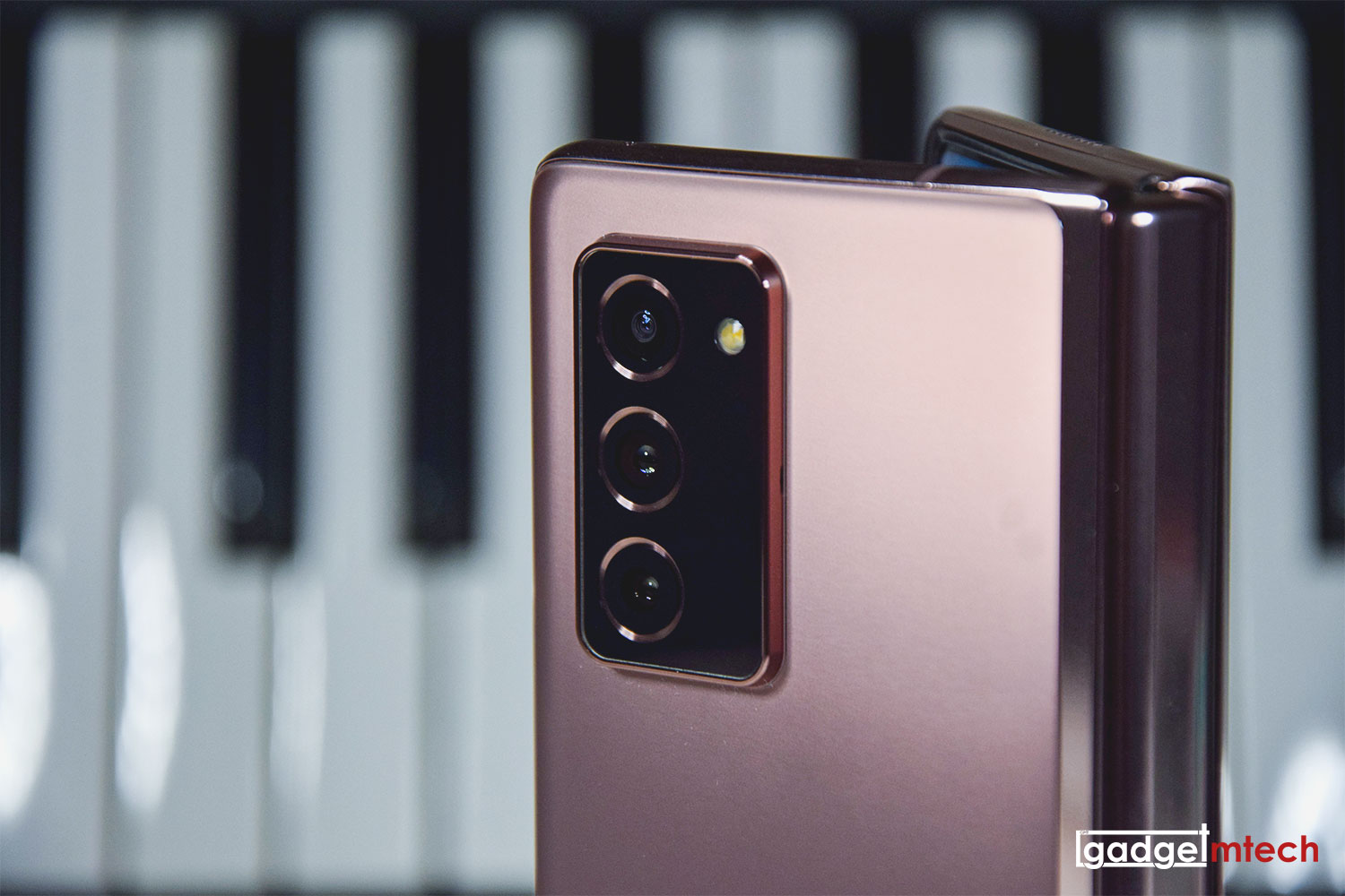 Samsung Galaxy Z Fold2 Review_19