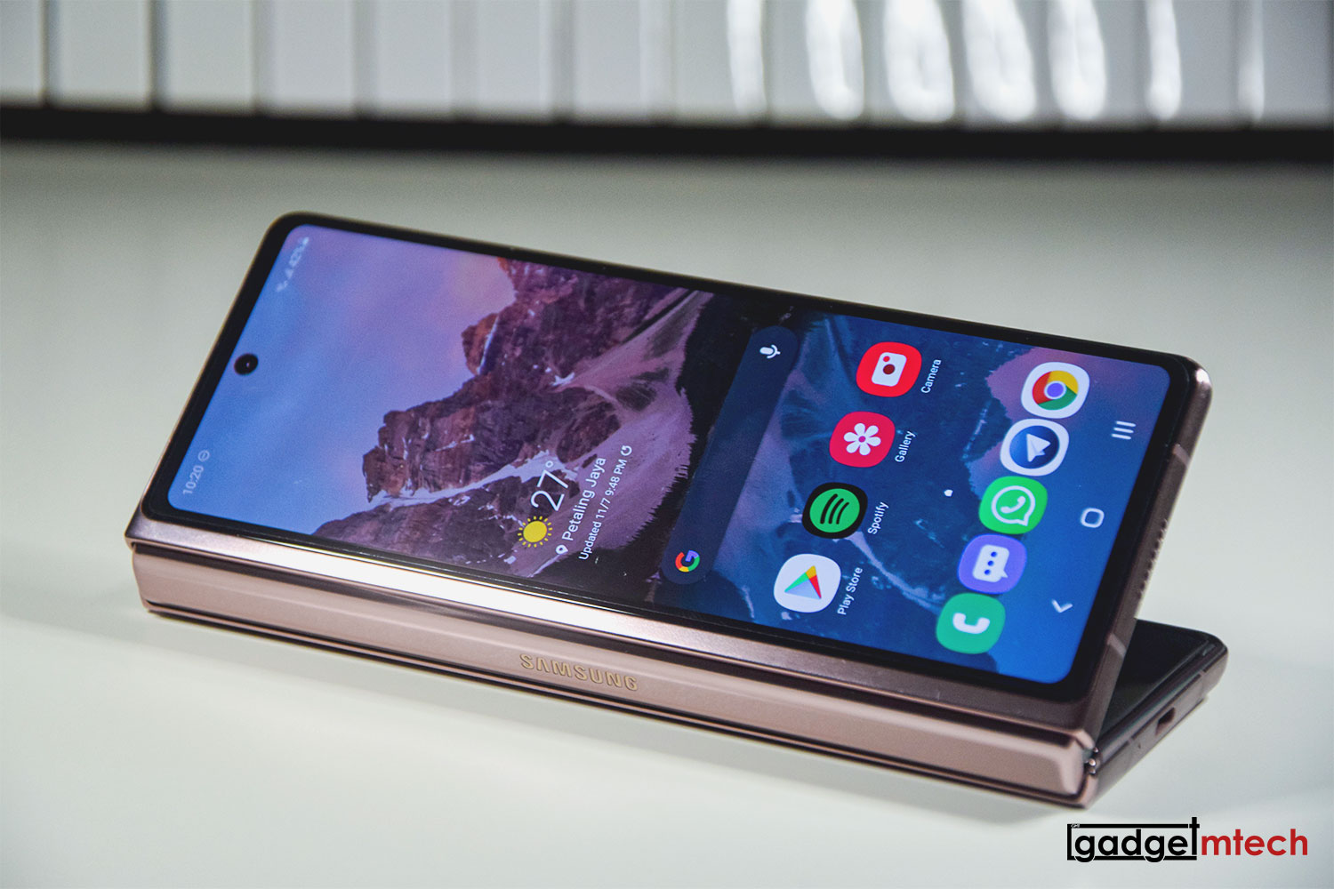 Samsung Galaxy Z Fold2 Review_6