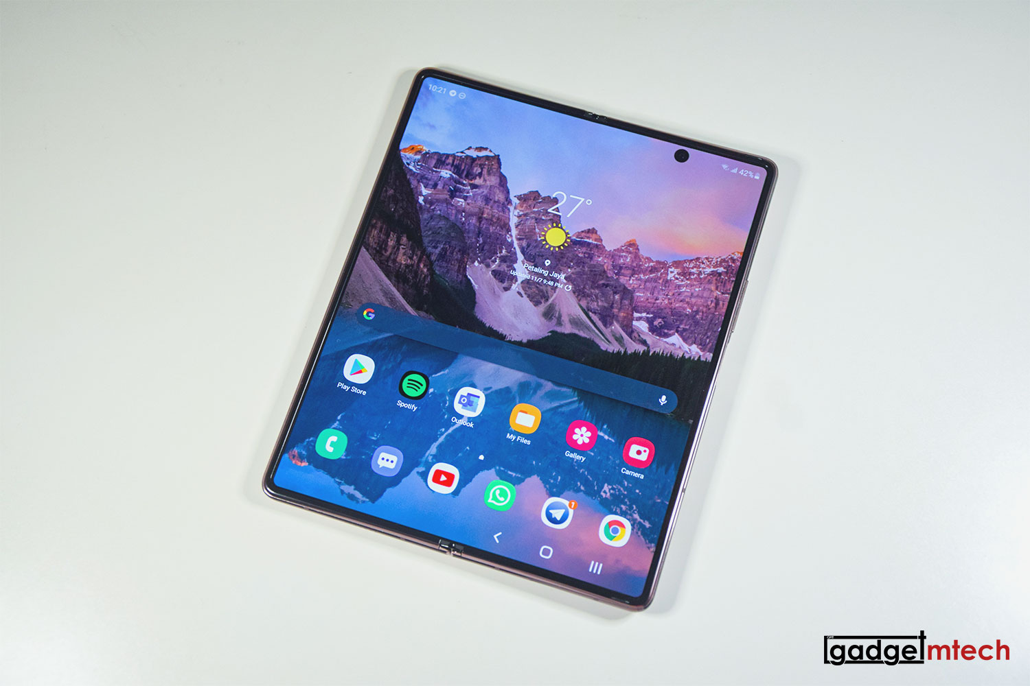 Samsung Galaxy Z Fold2 Review_8