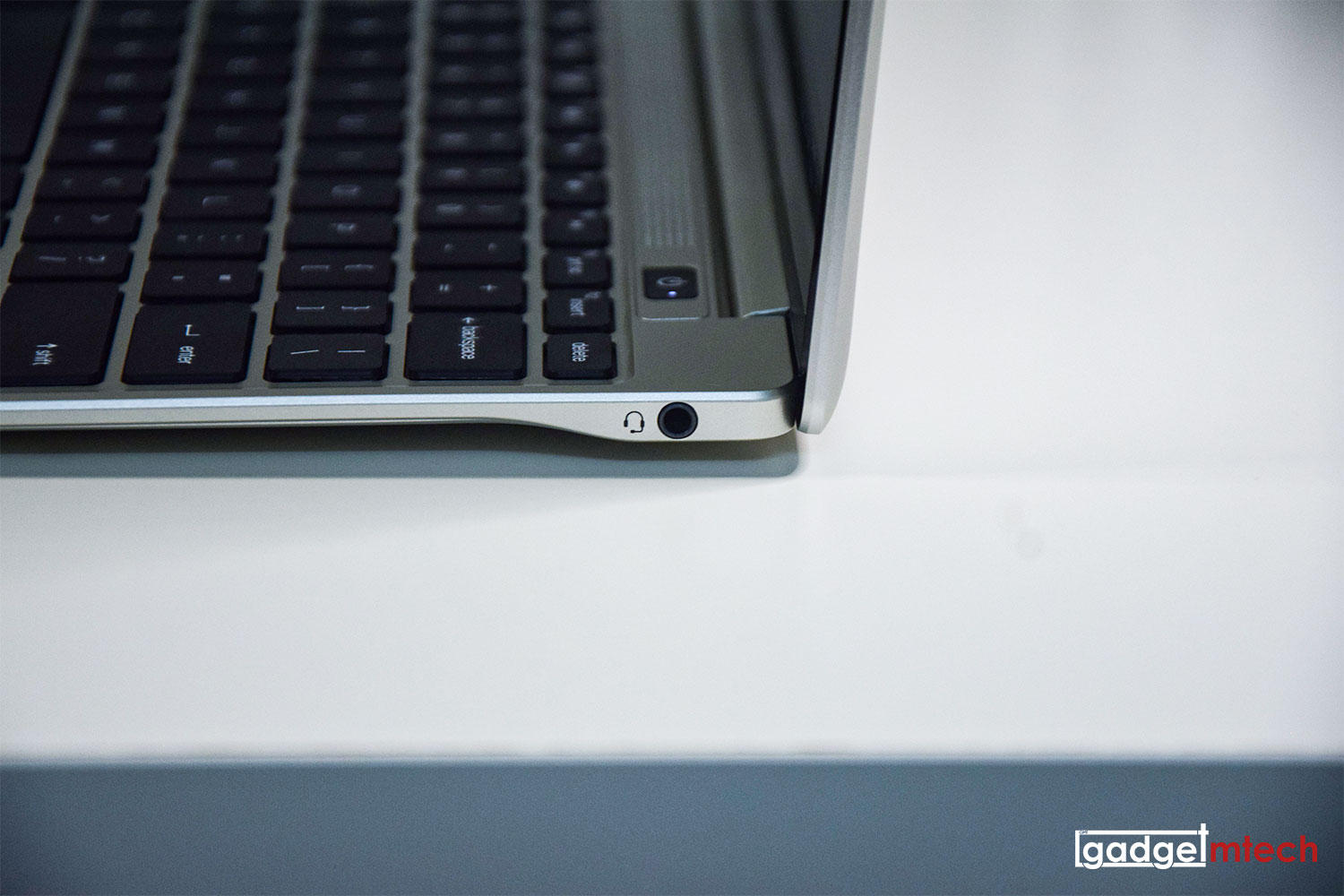 JOI Book SK3000 Review_4
