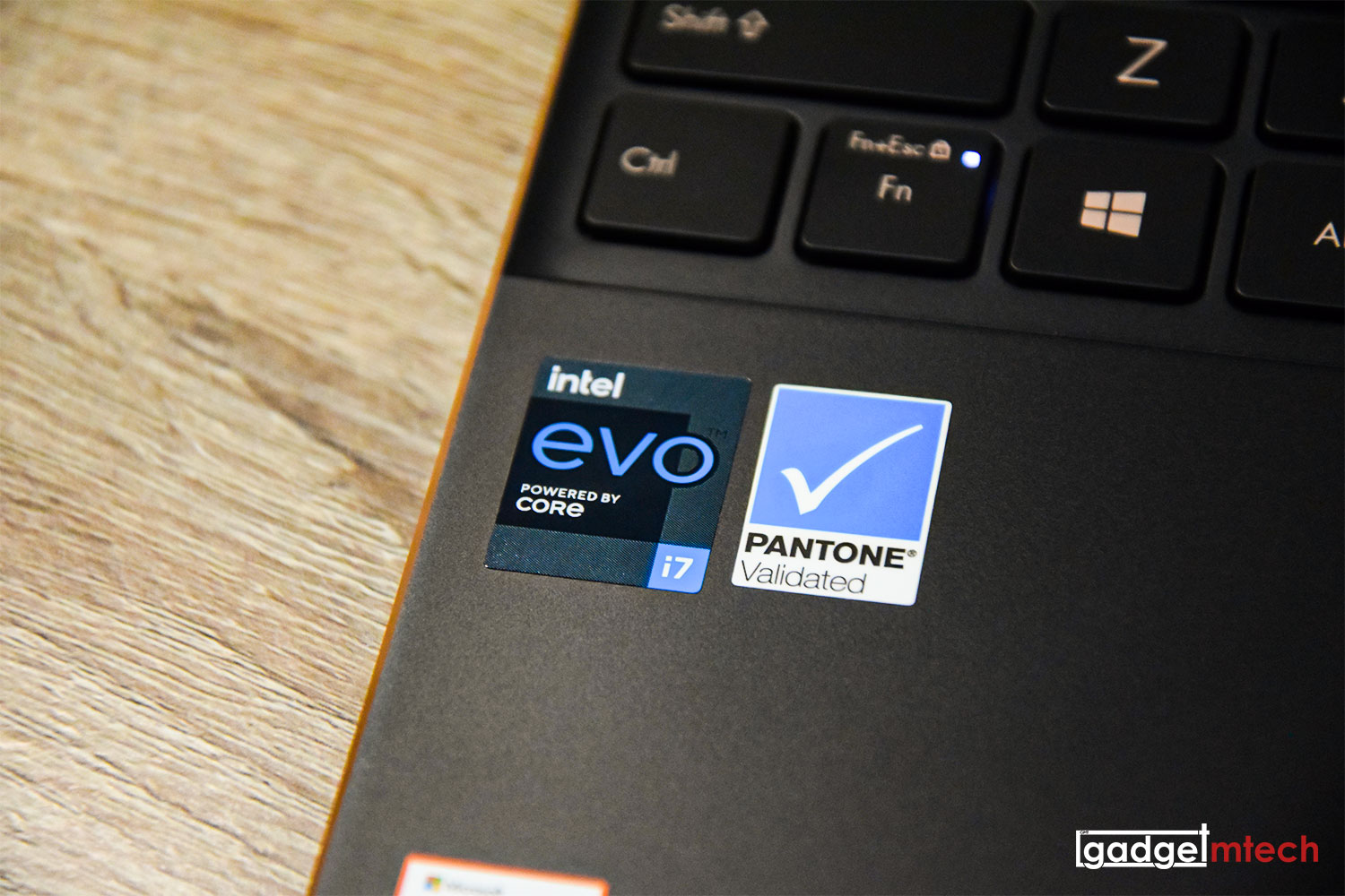 ASUS ZenBook Flip S OLED (UX371) Review_13