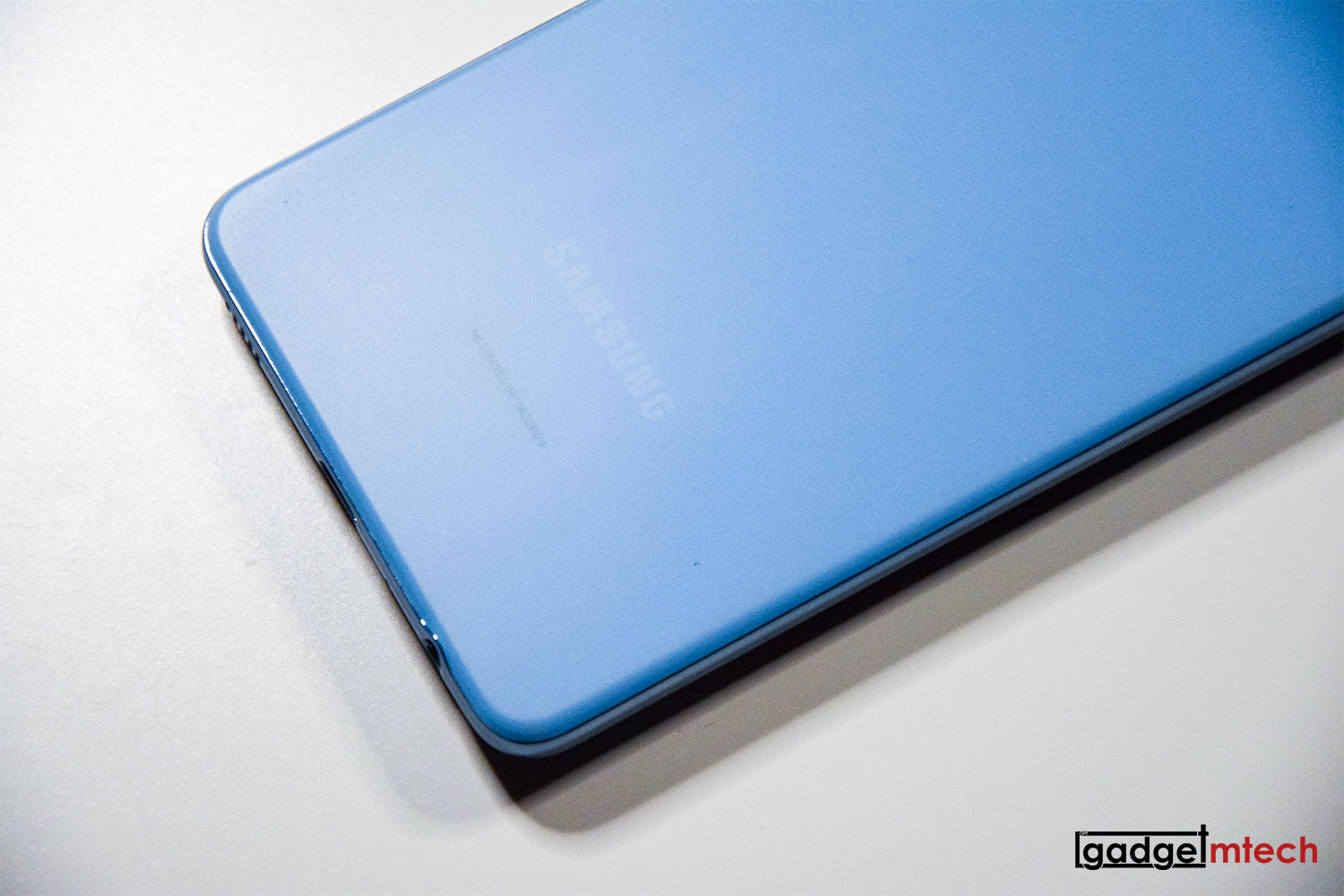 Samsung Galaxy A52 Unboxing and First Impressions_8