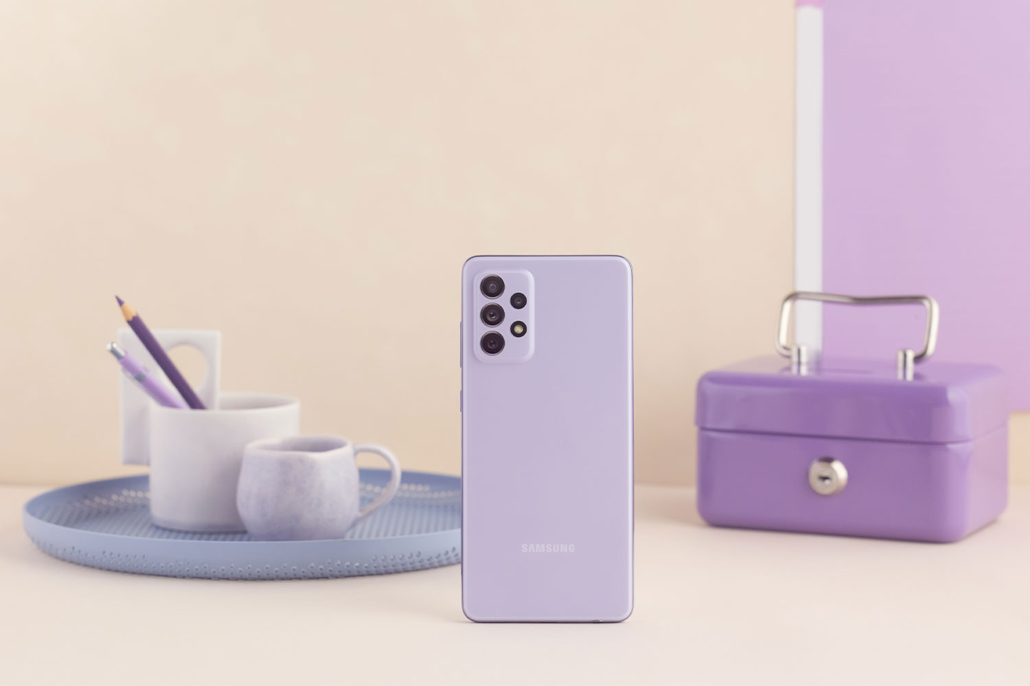 Samsung Galaxy A52 and A72_Awesome Violet