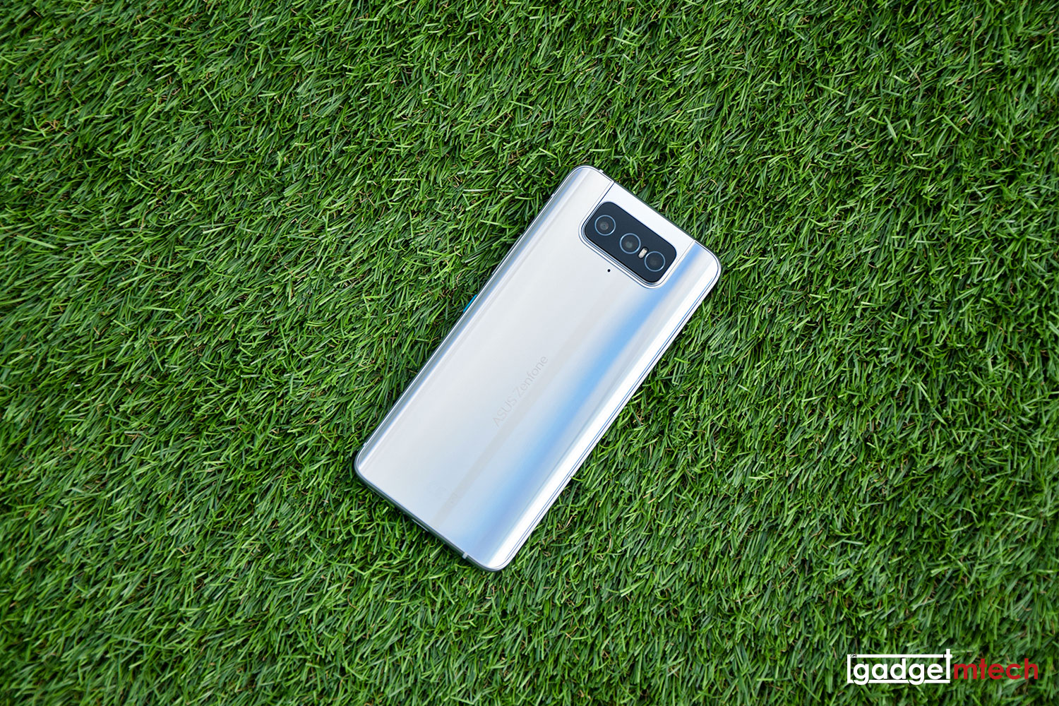 ASUS Zenfone 8 Flip Review_3
