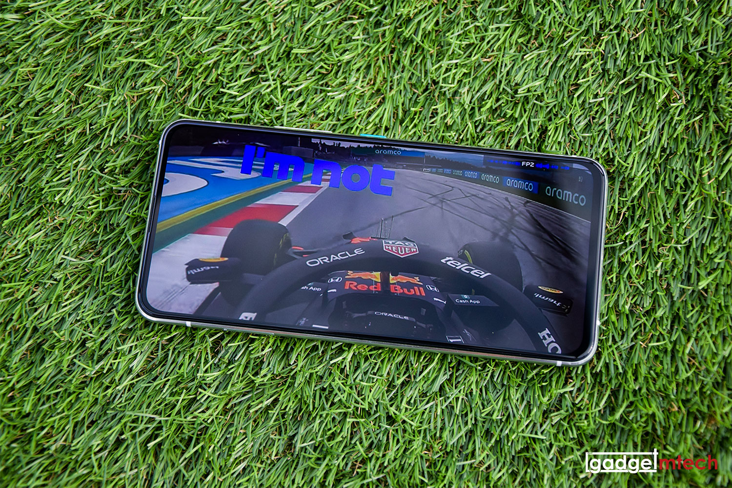 ASUS Zenfone 8 Flip Review_6